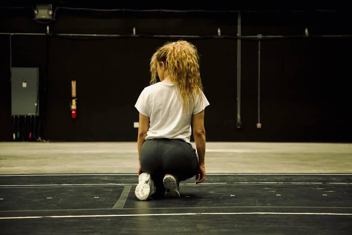 Conocida por su belleza exuberante, sus notas vocales y su puesta en escena con los sensuales bailes que realiza, la artista también está en una nueva faceta: la de soltera y “libre”.