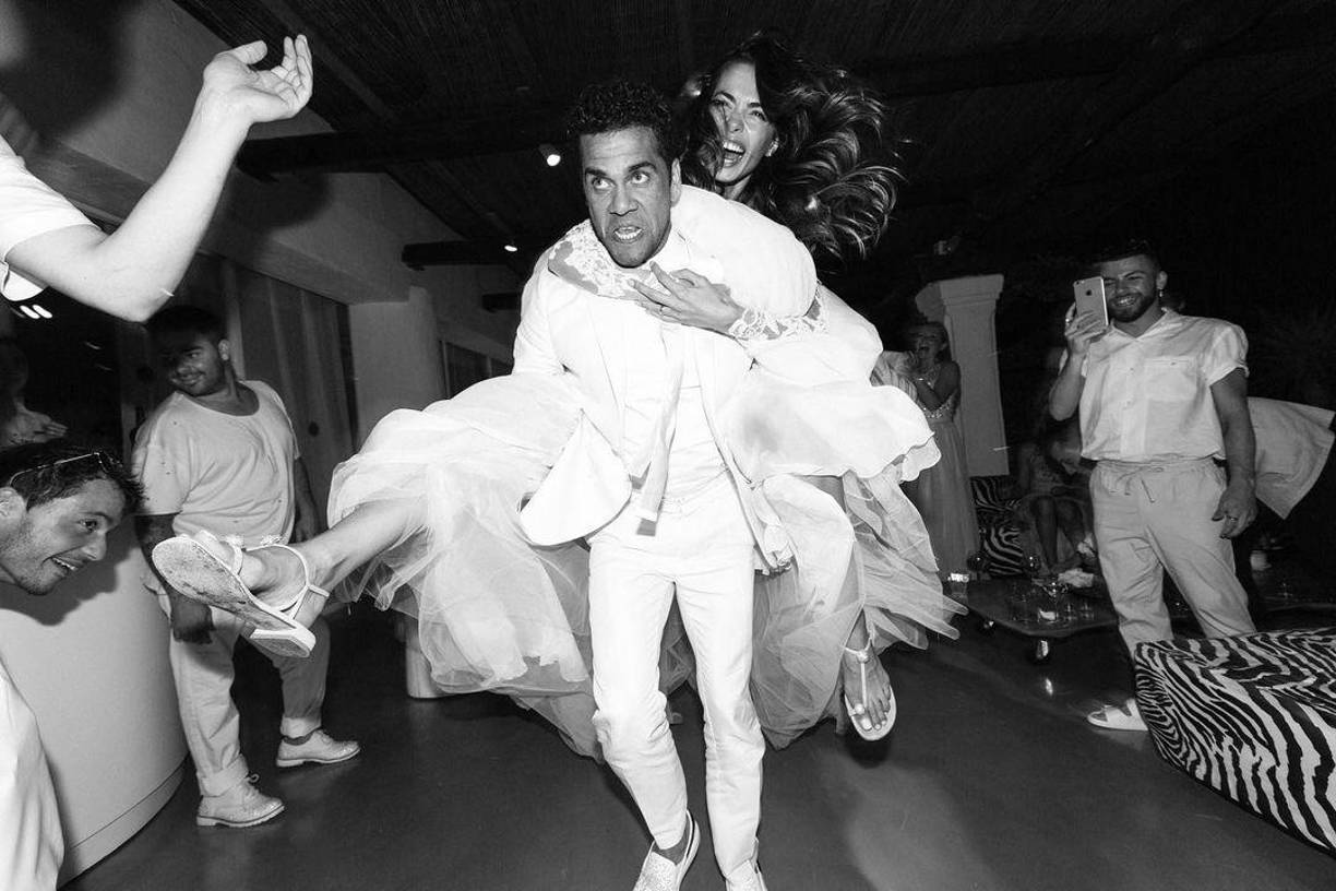 “No tenemos que hablar absolutamente nada de dinero porque Dani y yo tenemos separación de bienes, no tenemos nada en común”, aclaró Sanz contra los que la señalan que solo busca dinero del futbolista.