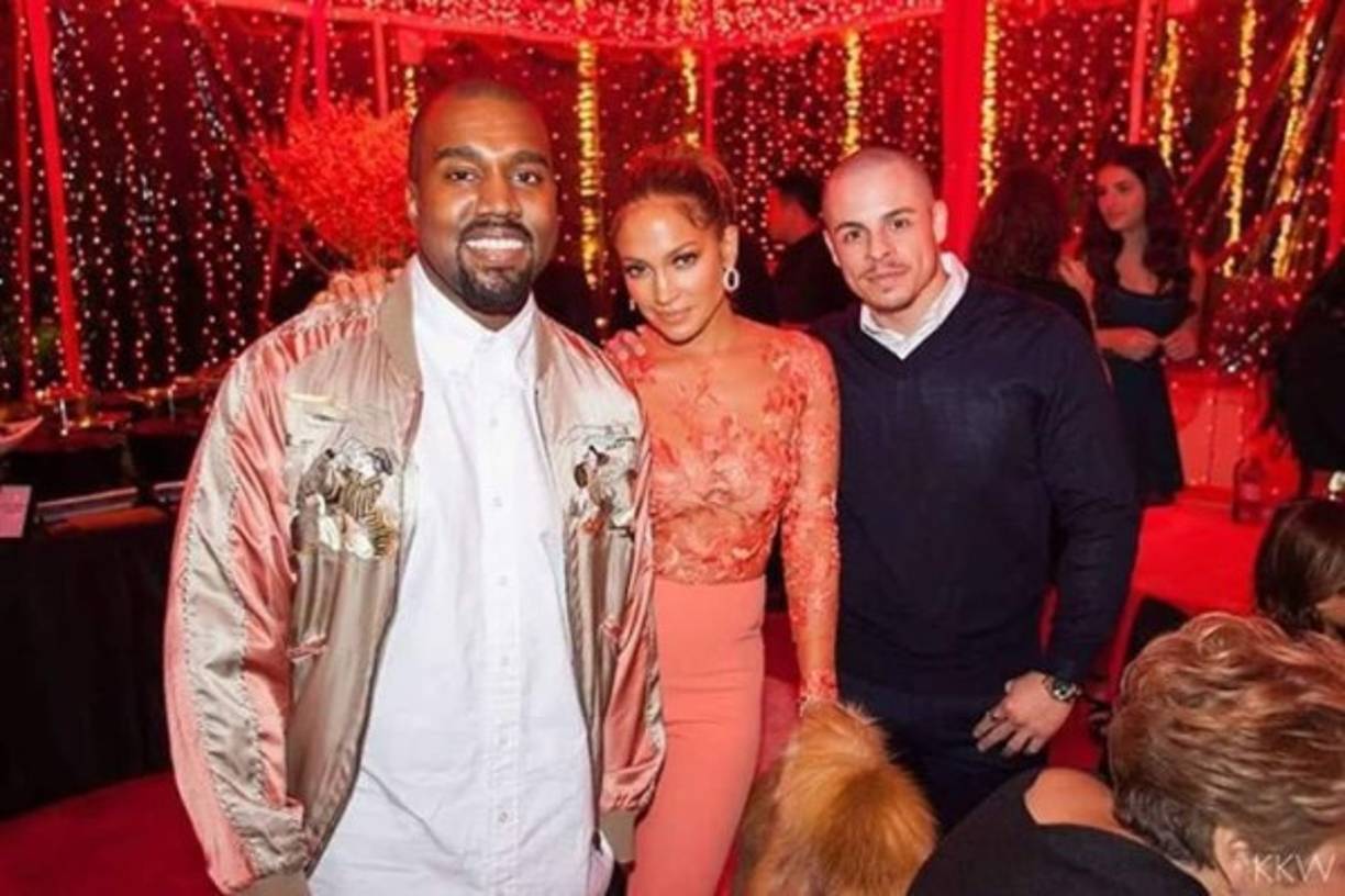 Kanye cjunto a Jennifer López y Casper.