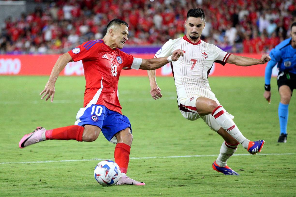 Los chilenos llegaban con la misión de sacar los tres puntos, los únicos que lo hacían avanzar de ronda.