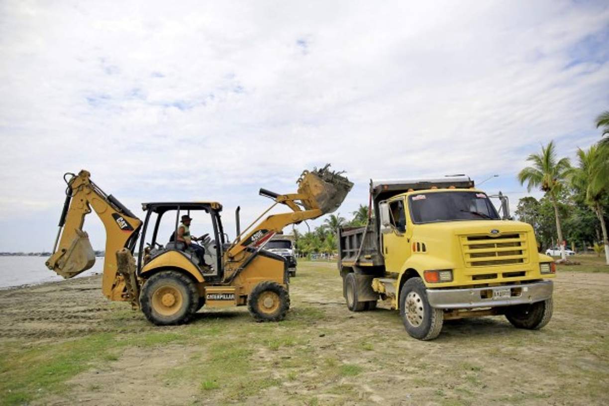 El jefe edilicio informó que compraron un terreno de 13 manzanas, valorado en L3 millones, y que por cinco años han presionado al Gobierno de Honduras para que les asigne fondos para construirlo y no se ha dado una respuesta concreta. <br/>