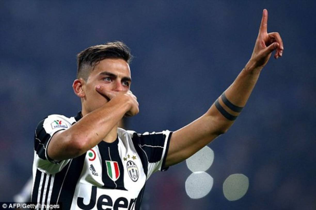 14. Paulo Dybala<br/><br/>El delantero de la Juventus de Turín y de la Selección de Argentina figura entre los nominados a mejor jugador en 2017. Gracias a su gran desempeño en ataque ha estado en la órbita de otros de los clubes más grandes de Europa.