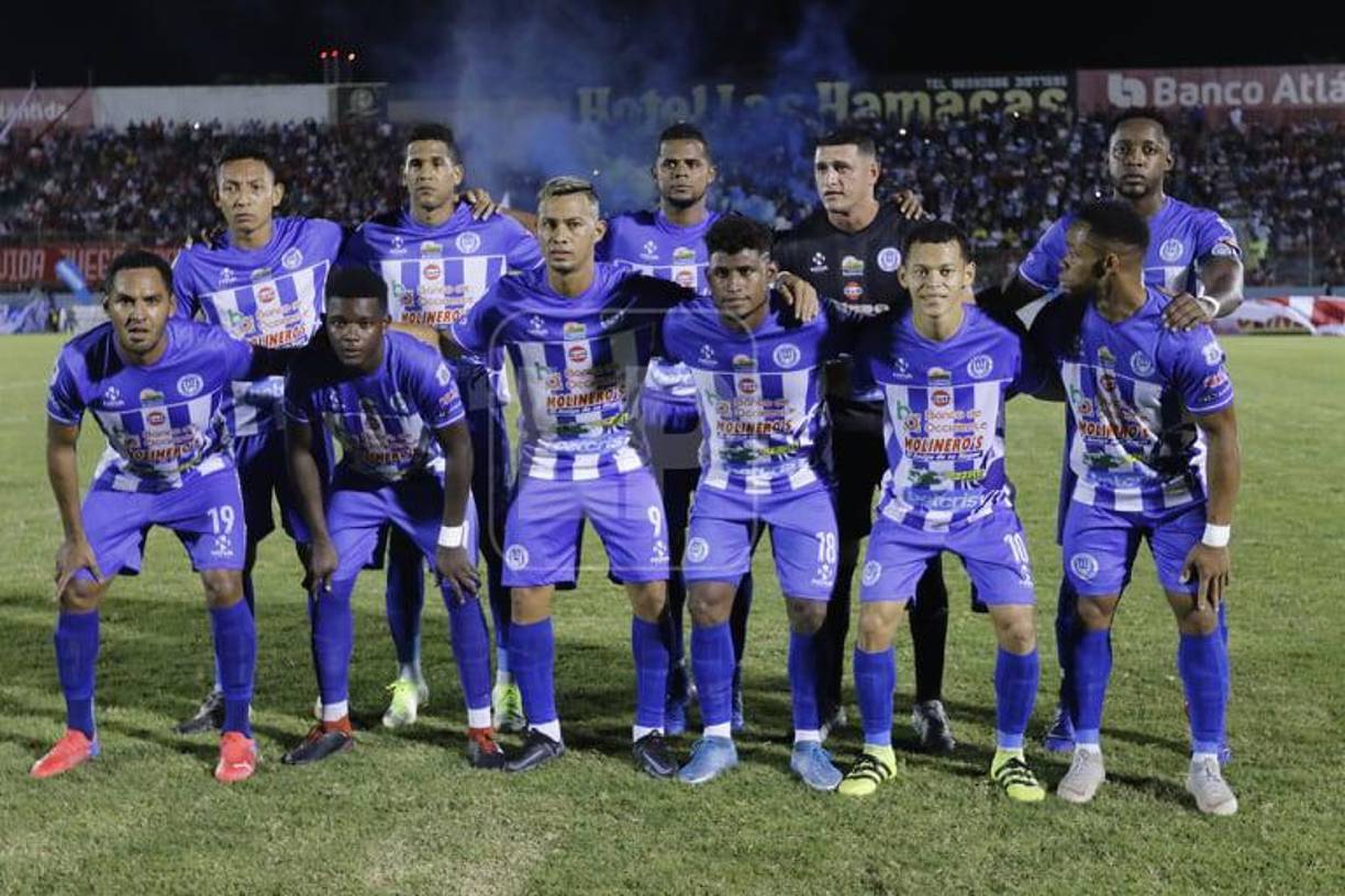 El 11 titular del Victoria que perdió el clásico ceibeño.