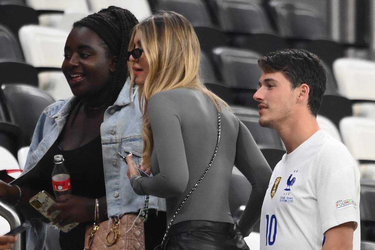 Asimismo, el hijo del estratega, Dylan Deschamps, arribó al Estadio Al Bayt para apoyar a Francia.