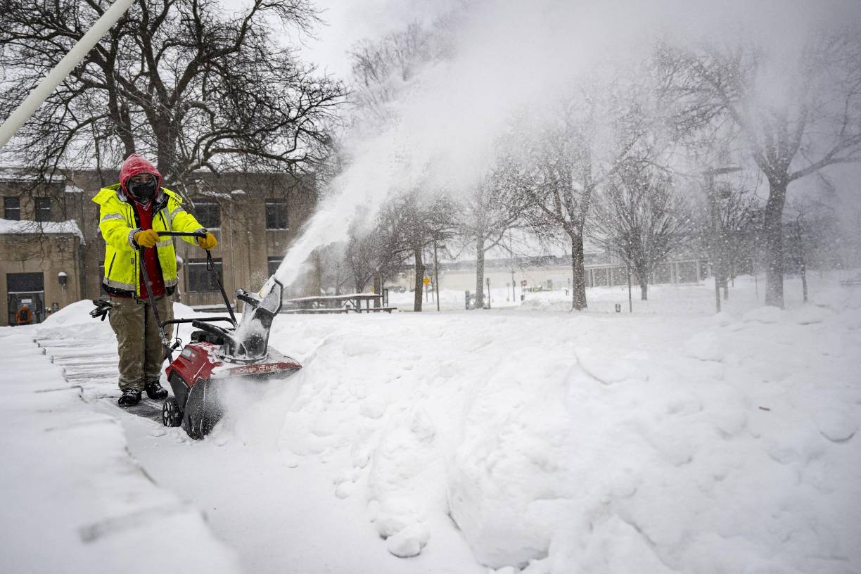 En el Medio Oeste también se han registrado fuertes nevadas, y rachas de viento de más de 70 kilómetros por hora.