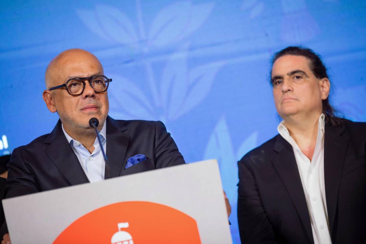 En el momento de su detención, el Gobierno de Venezuela señaló que Saab fue nombrado en 2018 enviado especial para realizar misiones oficiales en Irán. 