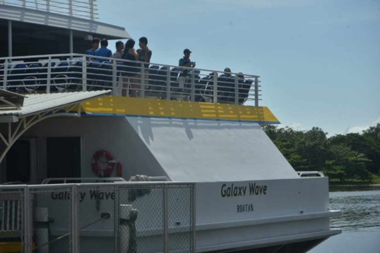 El tránsito masivo de salvadoreños hacia tierras catrachas se empieza a presentar a partir del miércoles por la tarde, tal y como sucede en Honduras para Semana Santa y el Feriado Morazánico.