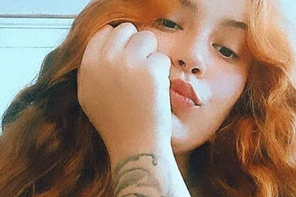 “Mi niña hermosa, te extraño muchísimo, te fuiste y ya no estás aquí con nosotros que Dios te tenga en la gloria, pero porque sí eres una mujer emprendedora y feliz”, le escribió Yalie Bula.