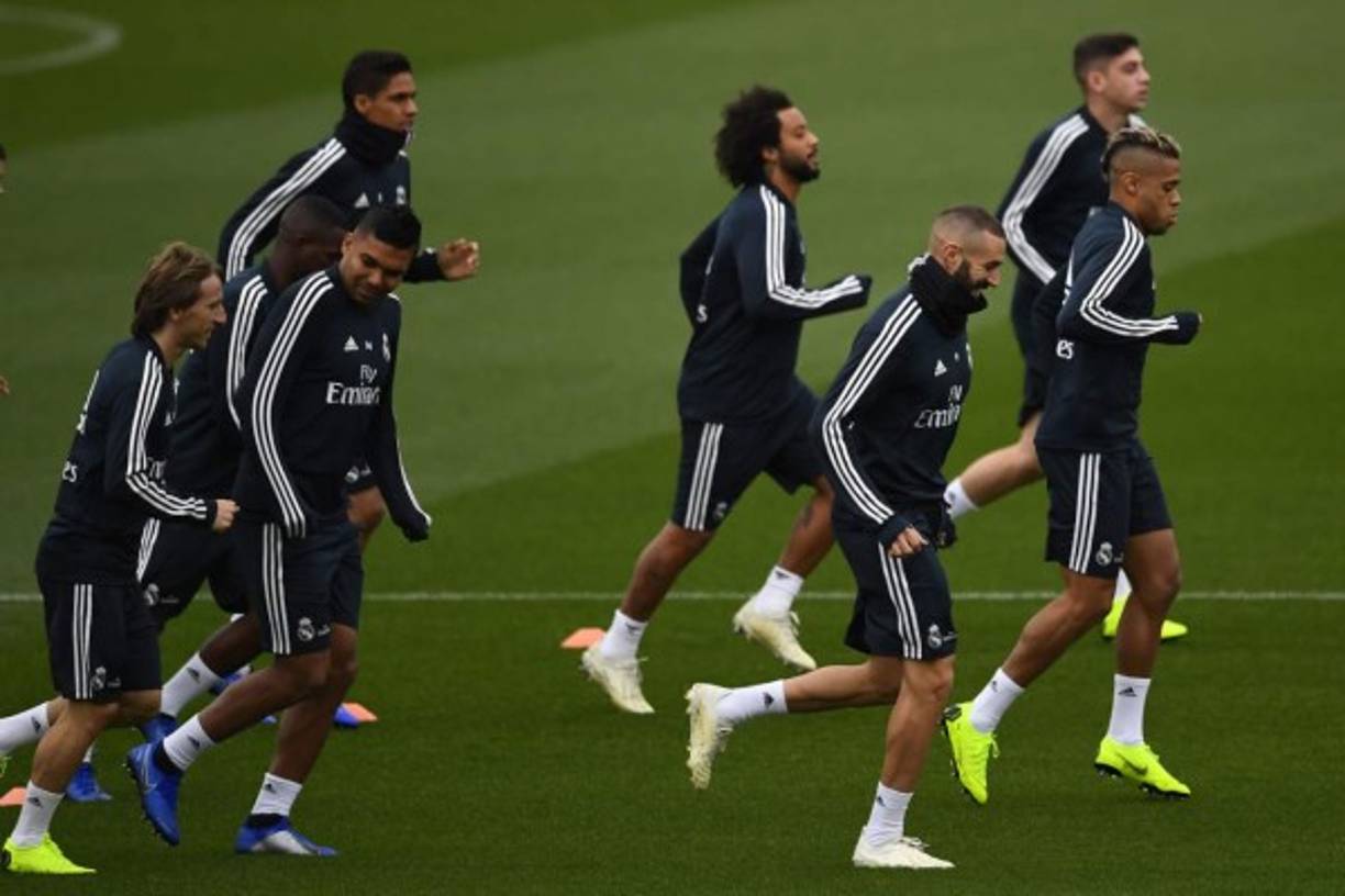 Los jugadores del Real Madrid han preparado el partido frente al Barcelona con mucha seriedad.