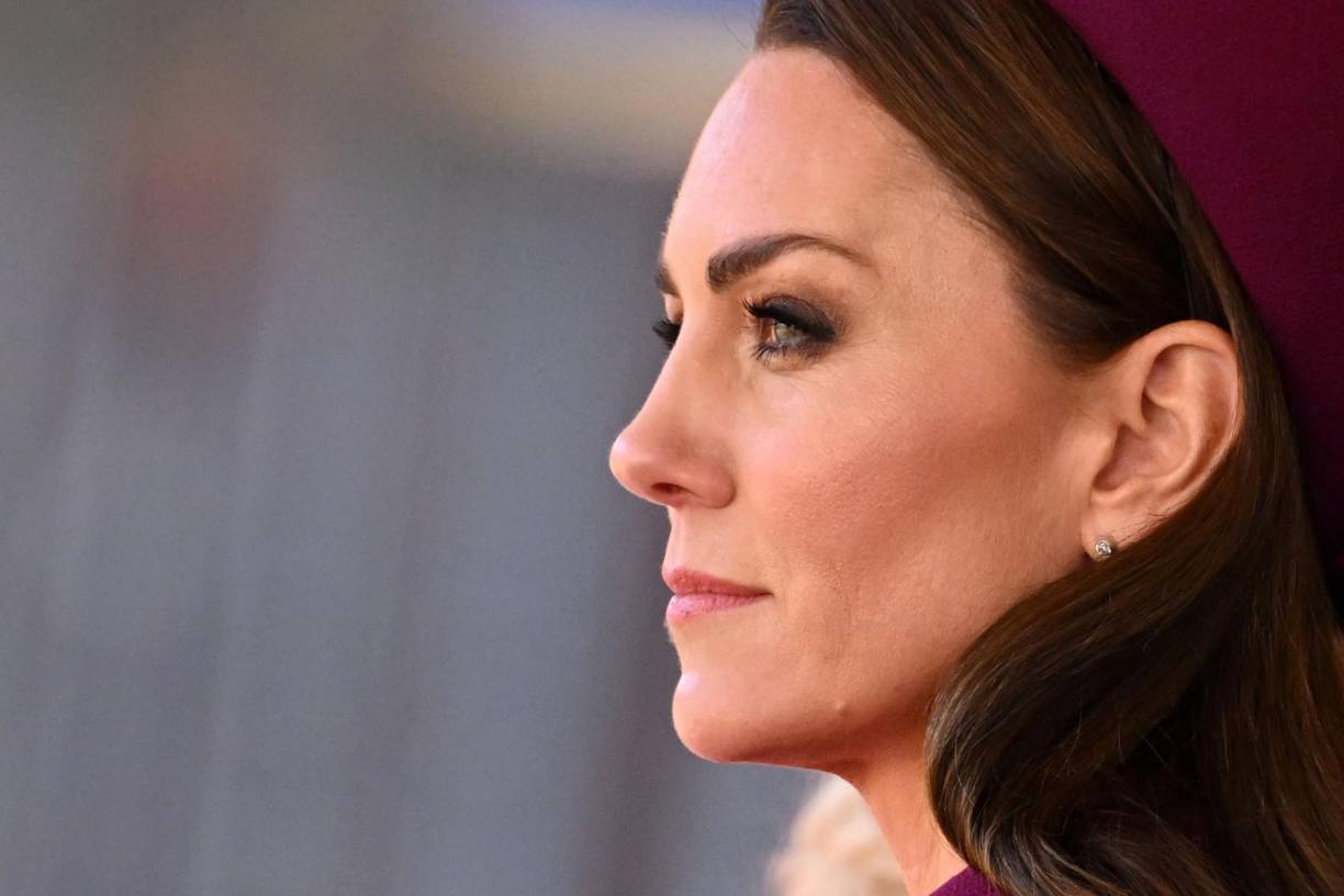Kate Middleton deslumbra en su primera cena de Estado como Princesa de Gales