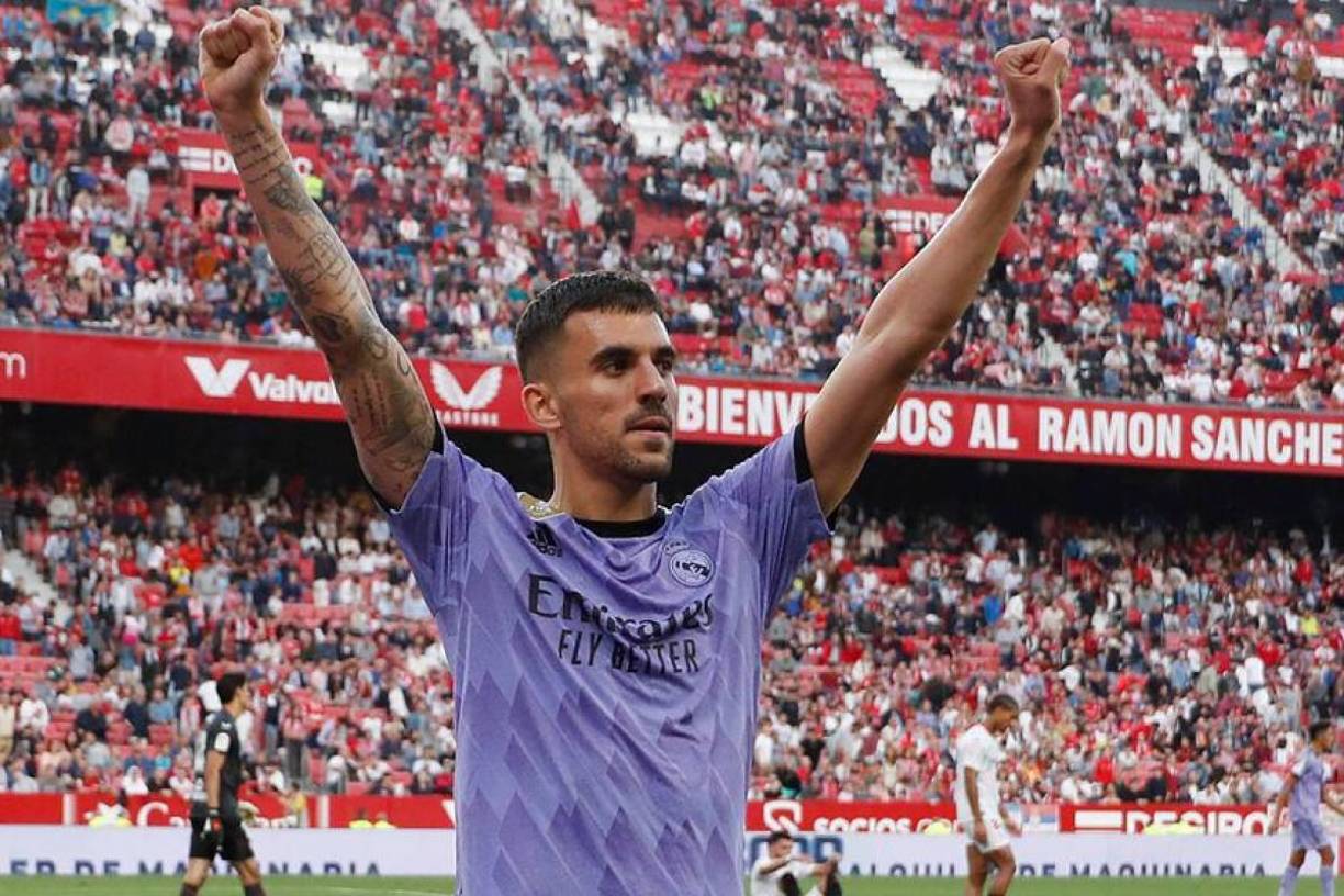Según informa Diario Marca, Ceballos estaría pensando en su salida tras la posible llegada Bellingham y la renovación de Kroos y Modric, lo que complica su presencia dentro del Real Madrid.