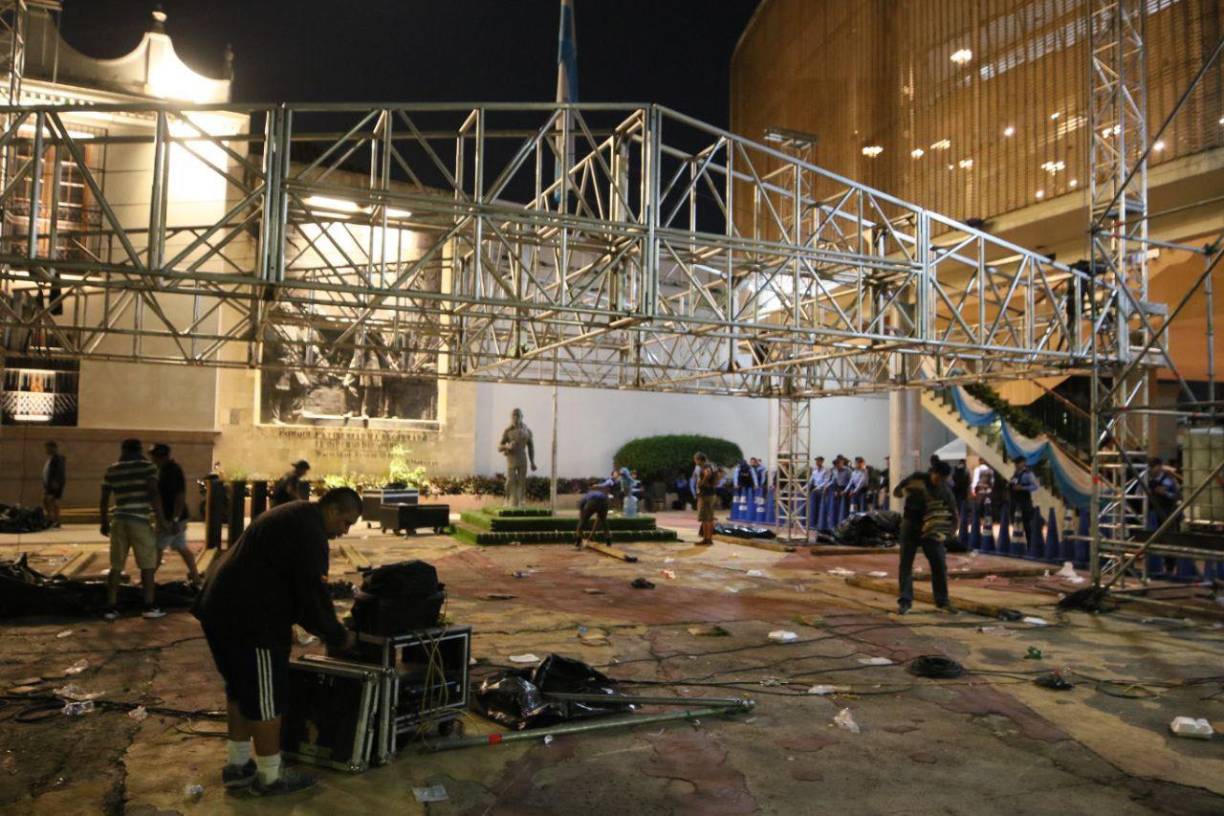 El presidente del Congreso Nacional, Luis Redondo, convocó para esta misma noche del jueves a las 10:00 p.m. a un tercer intento por alcanzar consensos y elegir a los dos nominados.