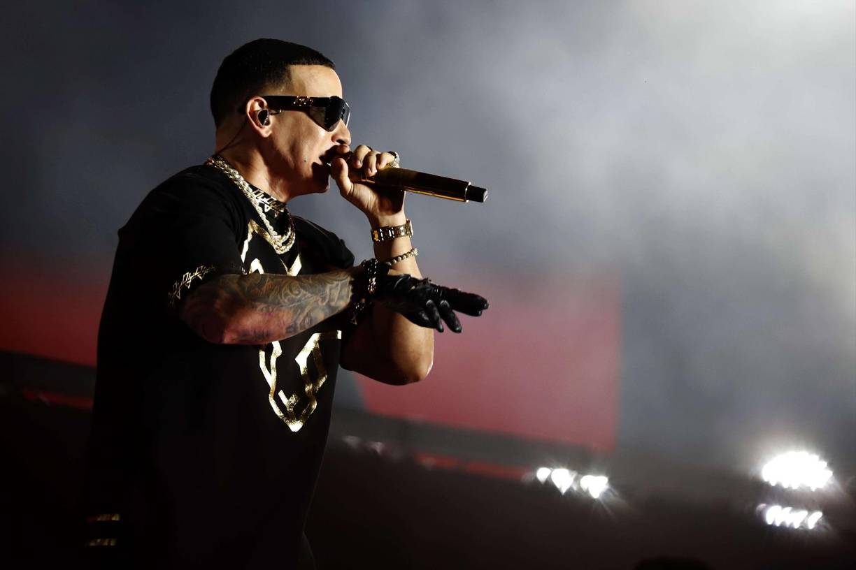  El estadio Francisco Morazán lució abarrotado de fanáticos de Daddy Yankee.