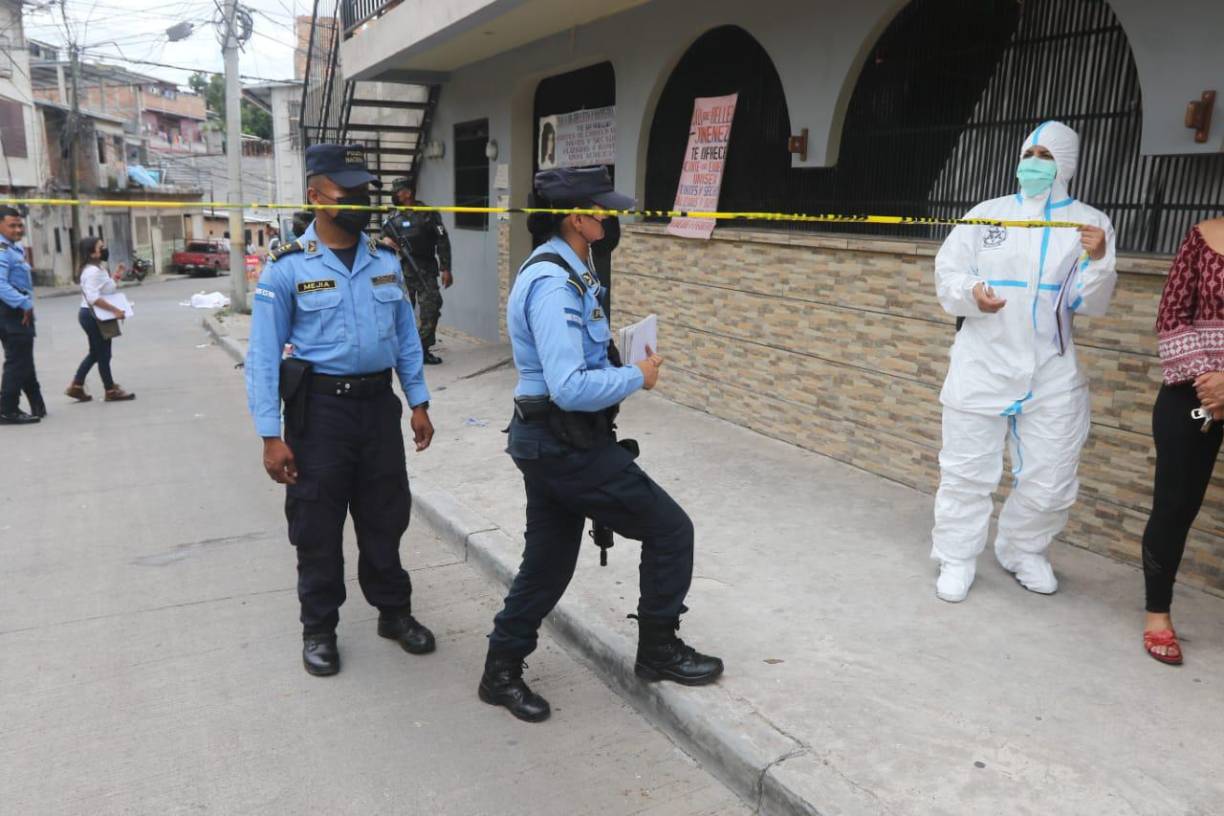 Al menos cuatro personas perdieron la vida el mediodía de este jueves en un hecho violento que se registro en la la colonia Las Torres de la capital de Honduras.