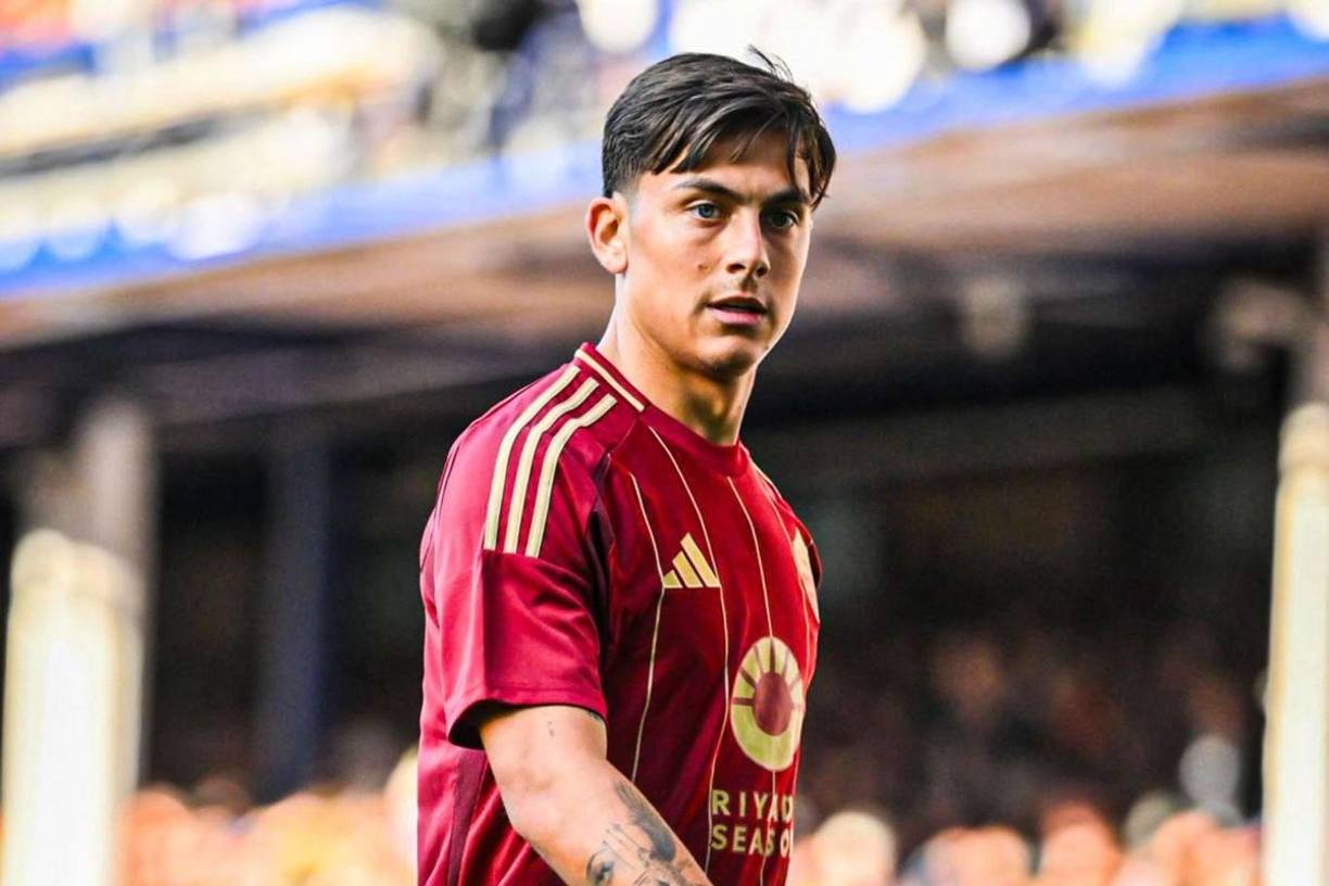Paulo Dybala aceptó la propuesta del Al-Qadsiah de Arabia Saudita, según confirma este miércoles Sky Italia. El argentino firmará un contrato para las tres próximas temporadas y cobrará un total 75 millones de euros por todo ese tiempo. La Roma se queda sin su ‘Joya’.