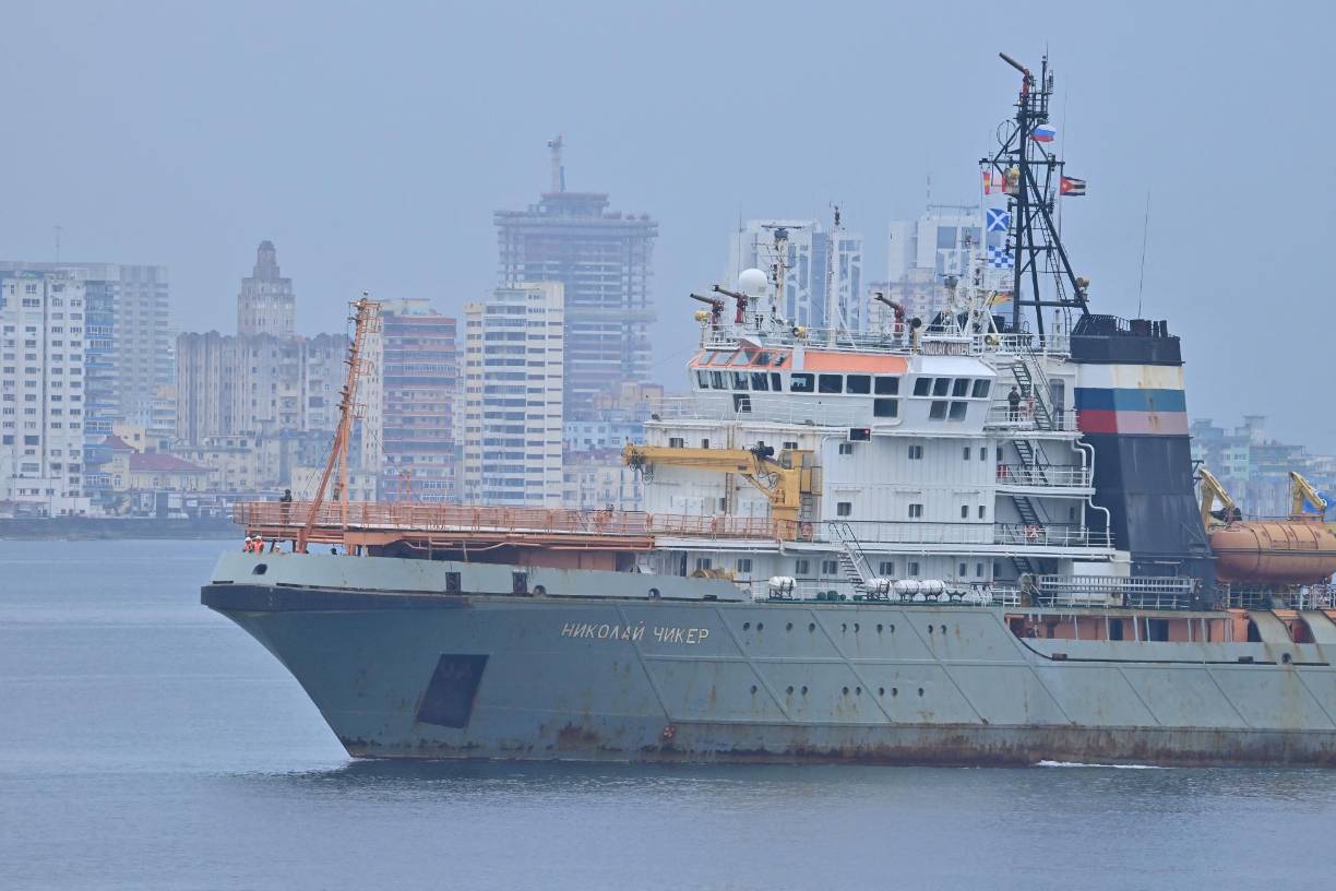 La llegada de esta flota ocurre el mismo día que el canciller Bruno Rodríguez y su homólogo ruso Serguéi Lavrov se reunieron en Moscú, informó la cancillería cubana.