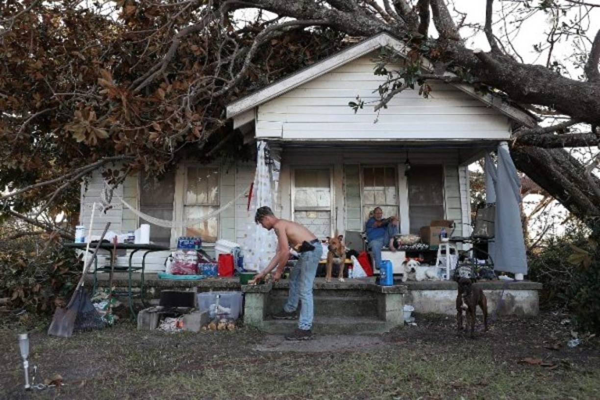 En el vasto campo de escombros en el que se ha convertido el pequeño centro turístico de Mexico Beach, las autoridades temen seguir encontrando cuerpos.