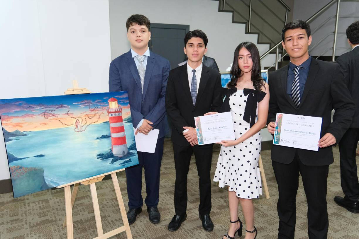 José Paz, Marco Ham, Paola Ávila, Javier Martínez presentaron “Poema 16” de Pablo Neruda