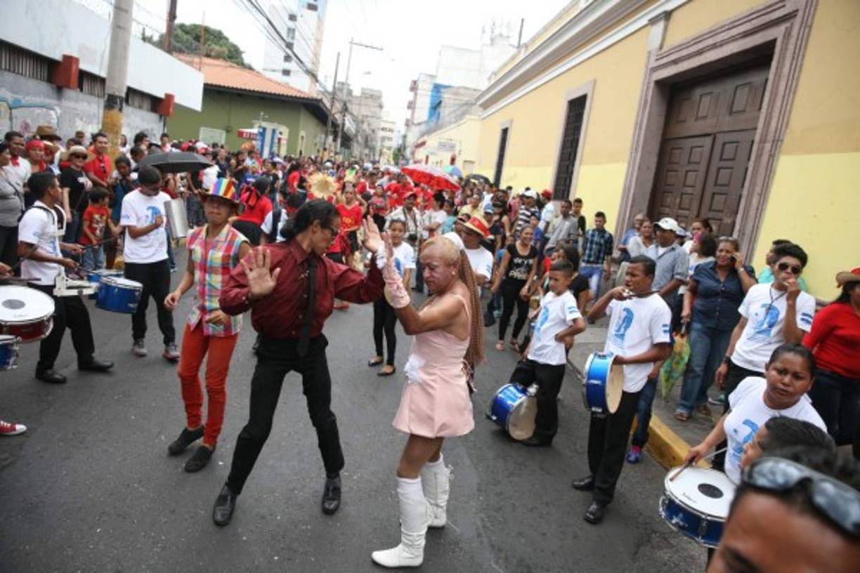 Los bailes de Libre fueron diversos.