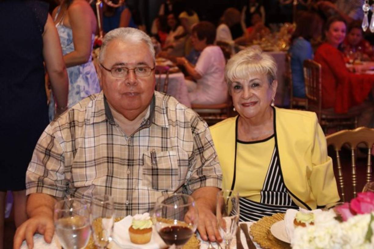 Rolando y Ligia Arriaga.