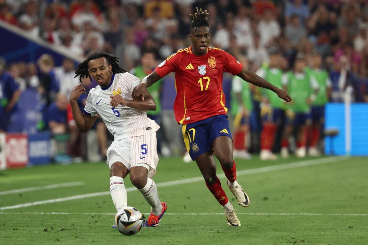 En la Eurocopa 2024 ha jugado cinco partidos, con un gol y una asistencia.