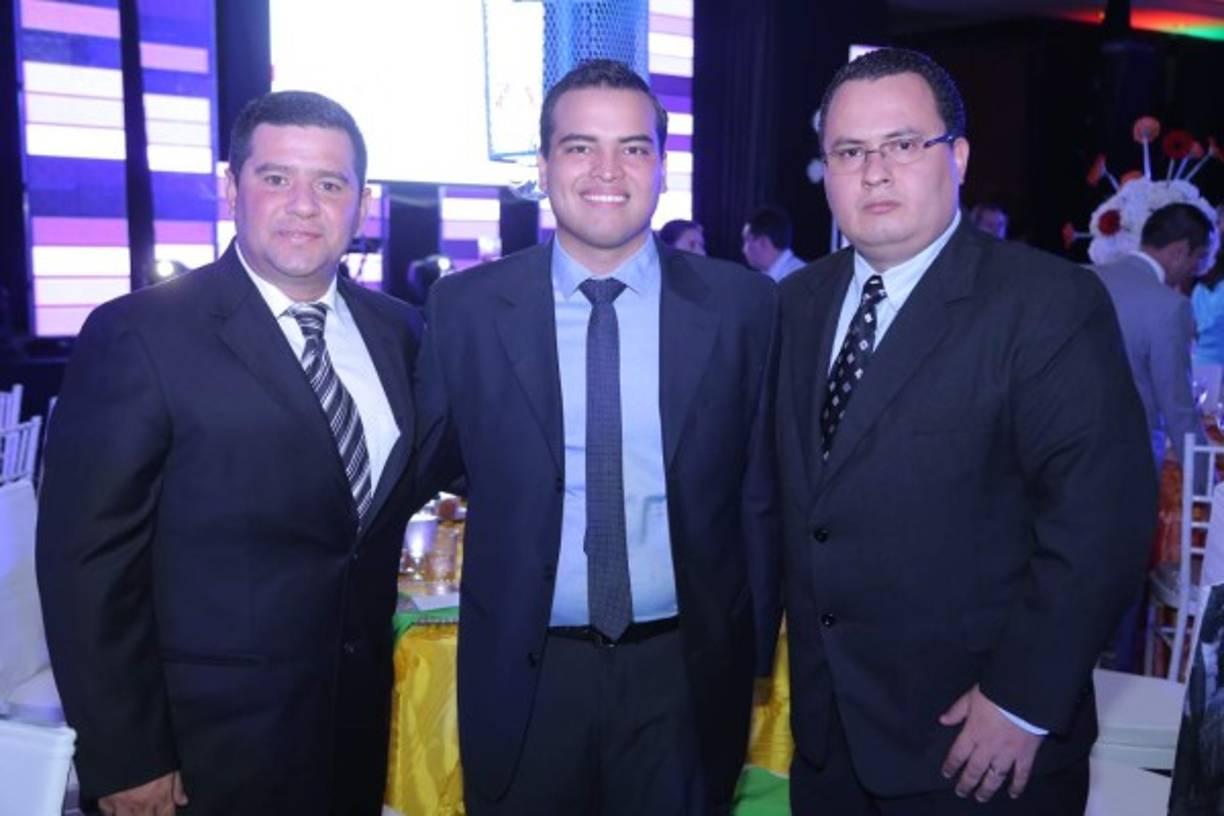 Erick Domínguez, Max Matute y Eddie Andara
