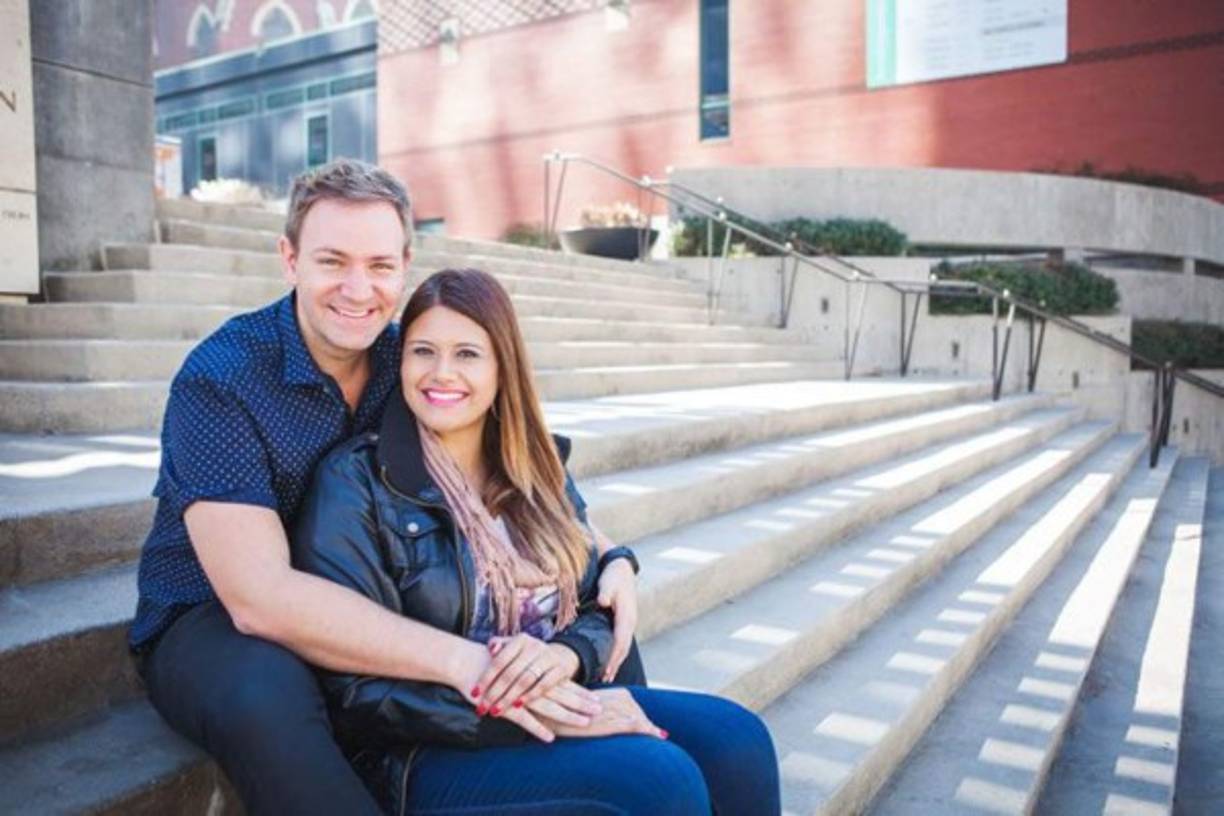 Marcela está casada con Bryce Manderfield, el director ejecutivo de Soluciones Juveniles, un ministerio de capacitación para la juventud cristiana de Latinoamérica.