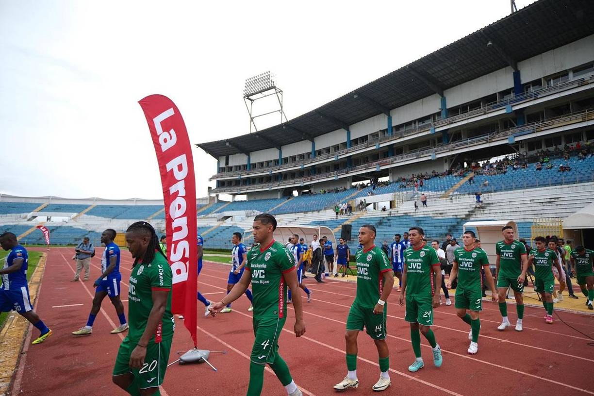 Marathón y Victoria fueron los equipos que disputaron la primera edición de la Copa LA PRENSA.