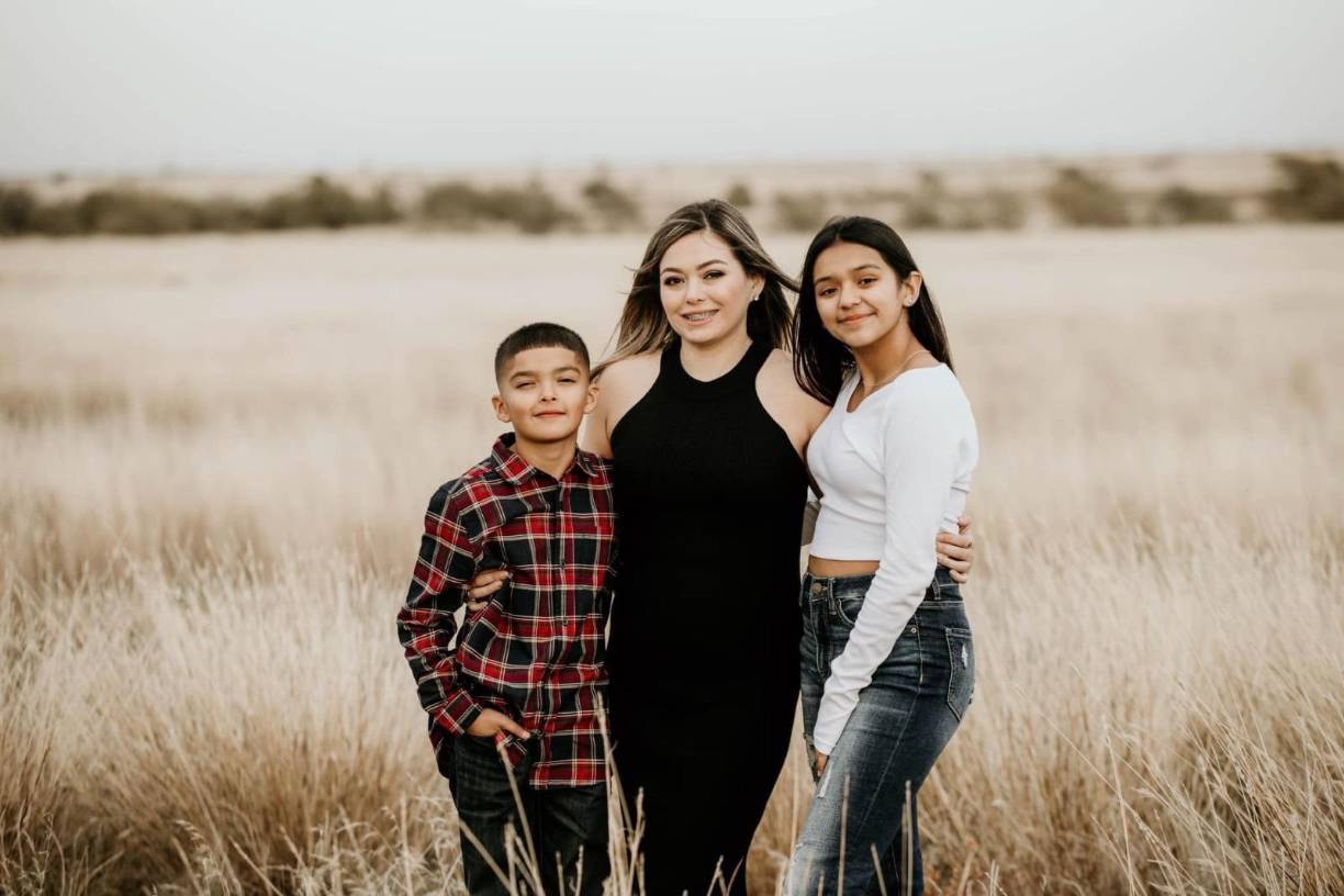 José Olmos también había sido declarado culpable y sentenciado en 2001 a un año de prisión por posesión de marihuana, y en 2008 a 90 días por conducir bajo los efectos del alcohol, según el mismo medio.