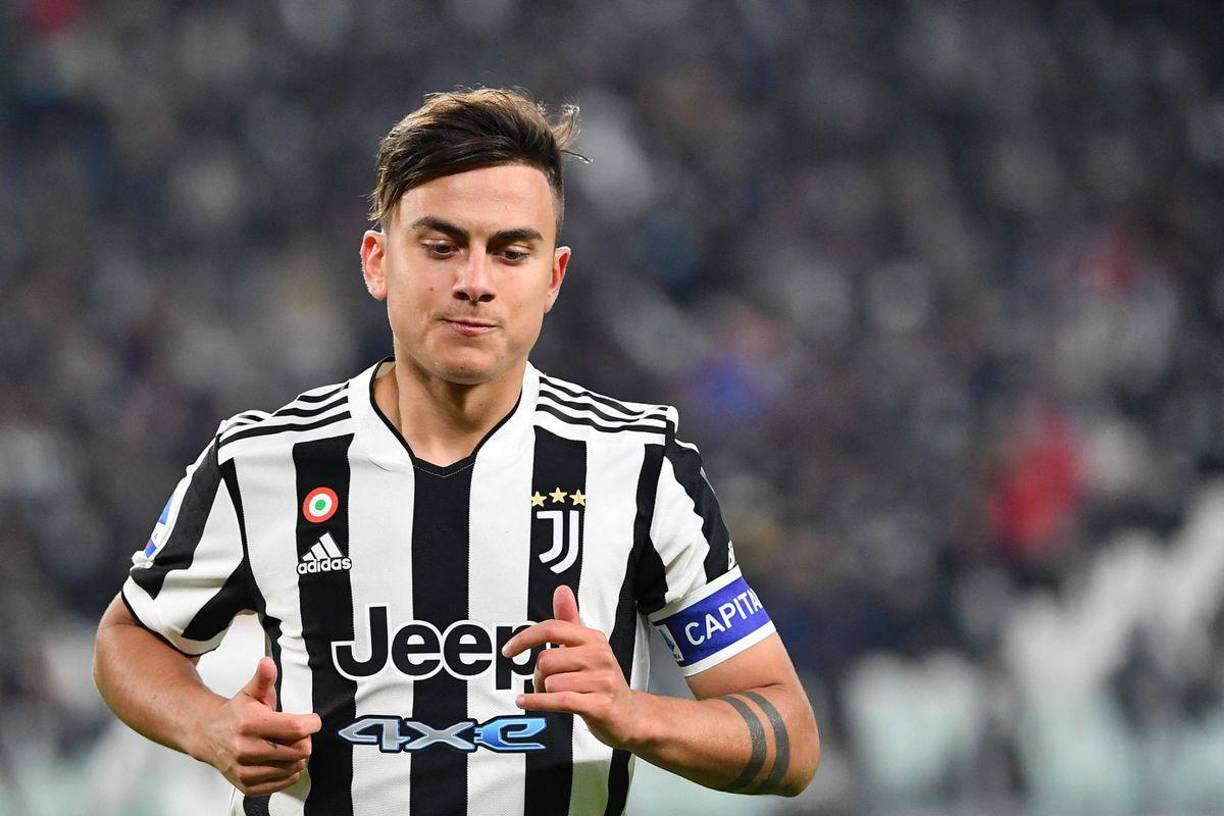 La Roma y el Inter de Milán se disputan el fichaje del talentoso futbolista argentino Paulo Dybala, quien no seguirá en la Juventus.