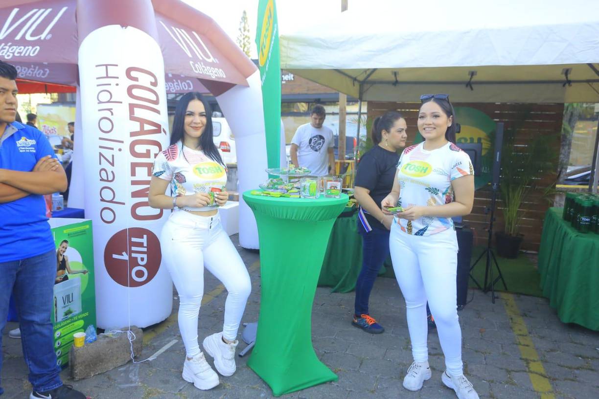 Las modelos no se podían quedar atrás y engalanaron el evento. 