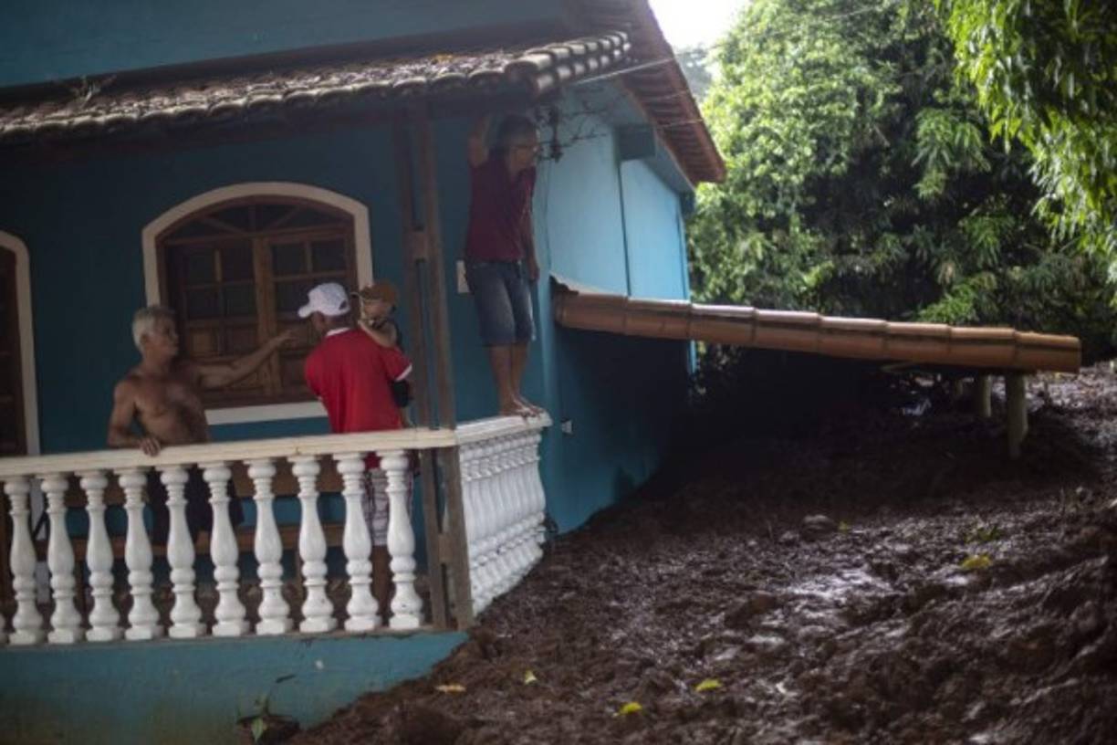 La catástrofe ocurrió cerca de las 13H00 locales (15H00 GMT) del viernes en el municipio de Brumadinho, a 60 km de Belo Horizonte (capital de Minas Gerais), sepultando buena parte de las instalaciones del complejo minero Córrego do Feijão.