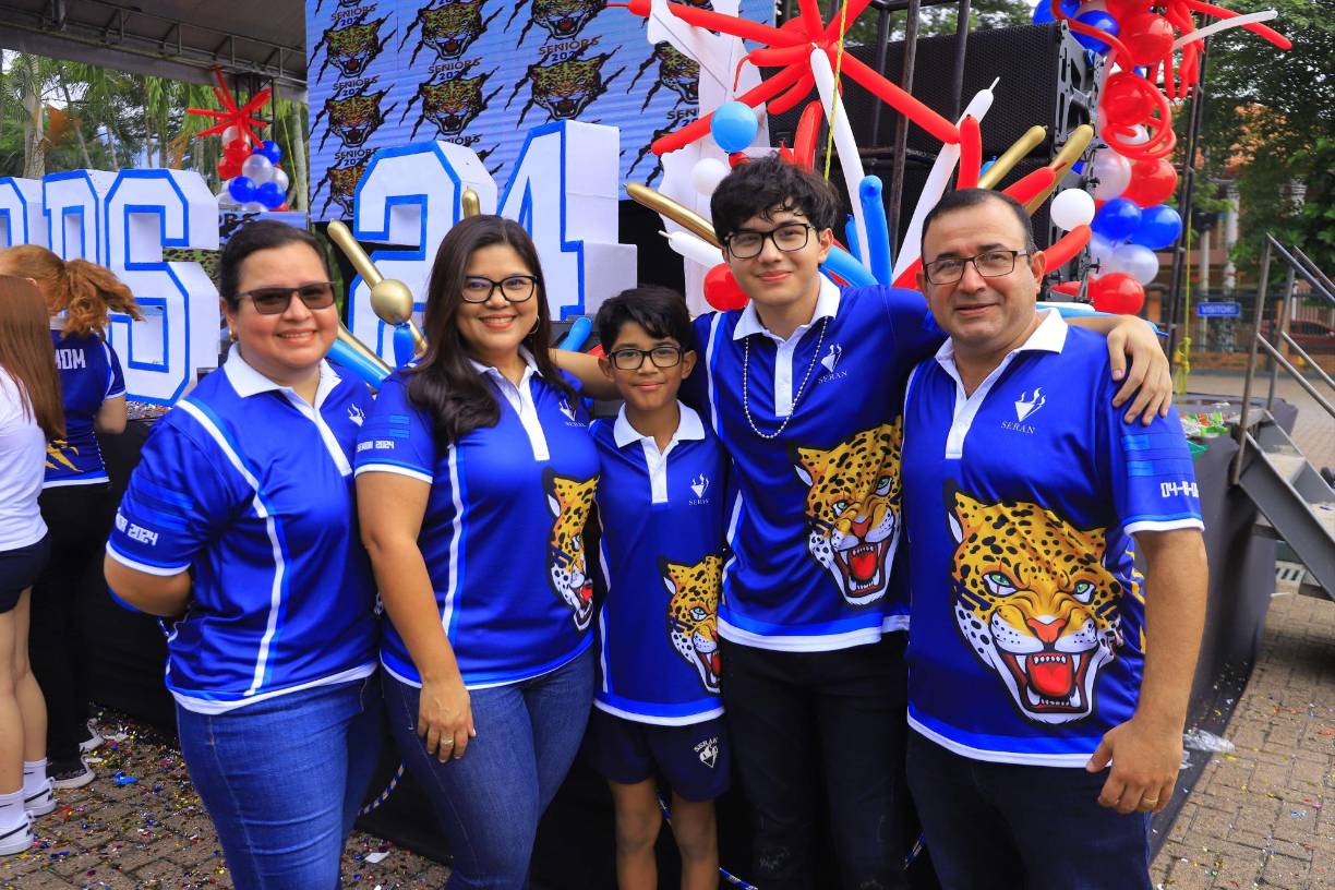 Valencia García, Karla García, Elvin, Carlos y Elvin Edgardo Ríos