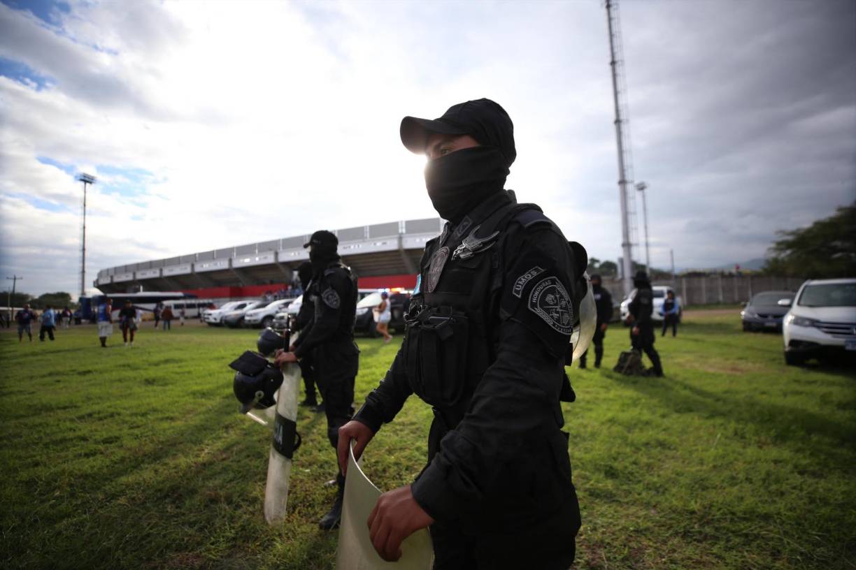 La final del fútbol hondureño ha sido bien custodiada.