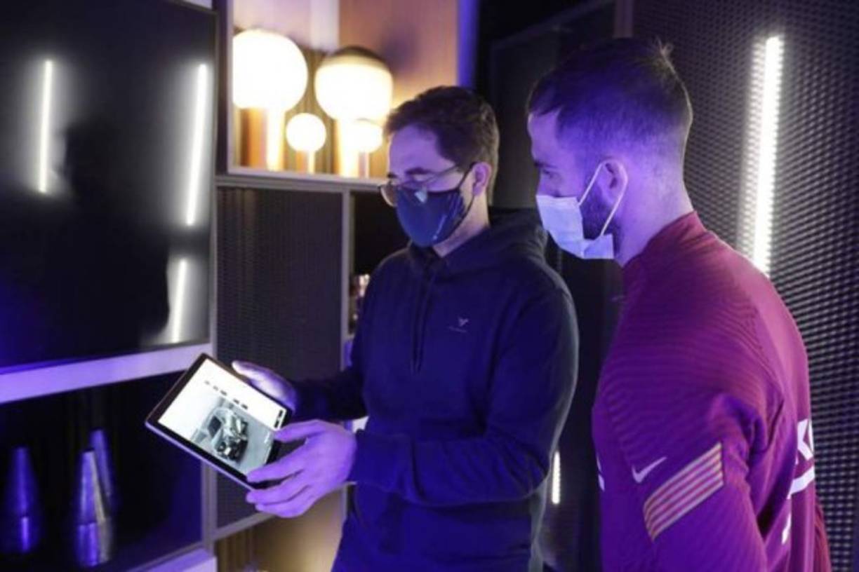 Algunos jugadores optaron por personalizar su propio Cupra Formentor, designado como coche oficial del FC Barcelona y que dispone de una amplia gama de siete motores, incluyendo dos variantes híbridas enchufables que llegarán al mercado en el primer trimestre de este año.