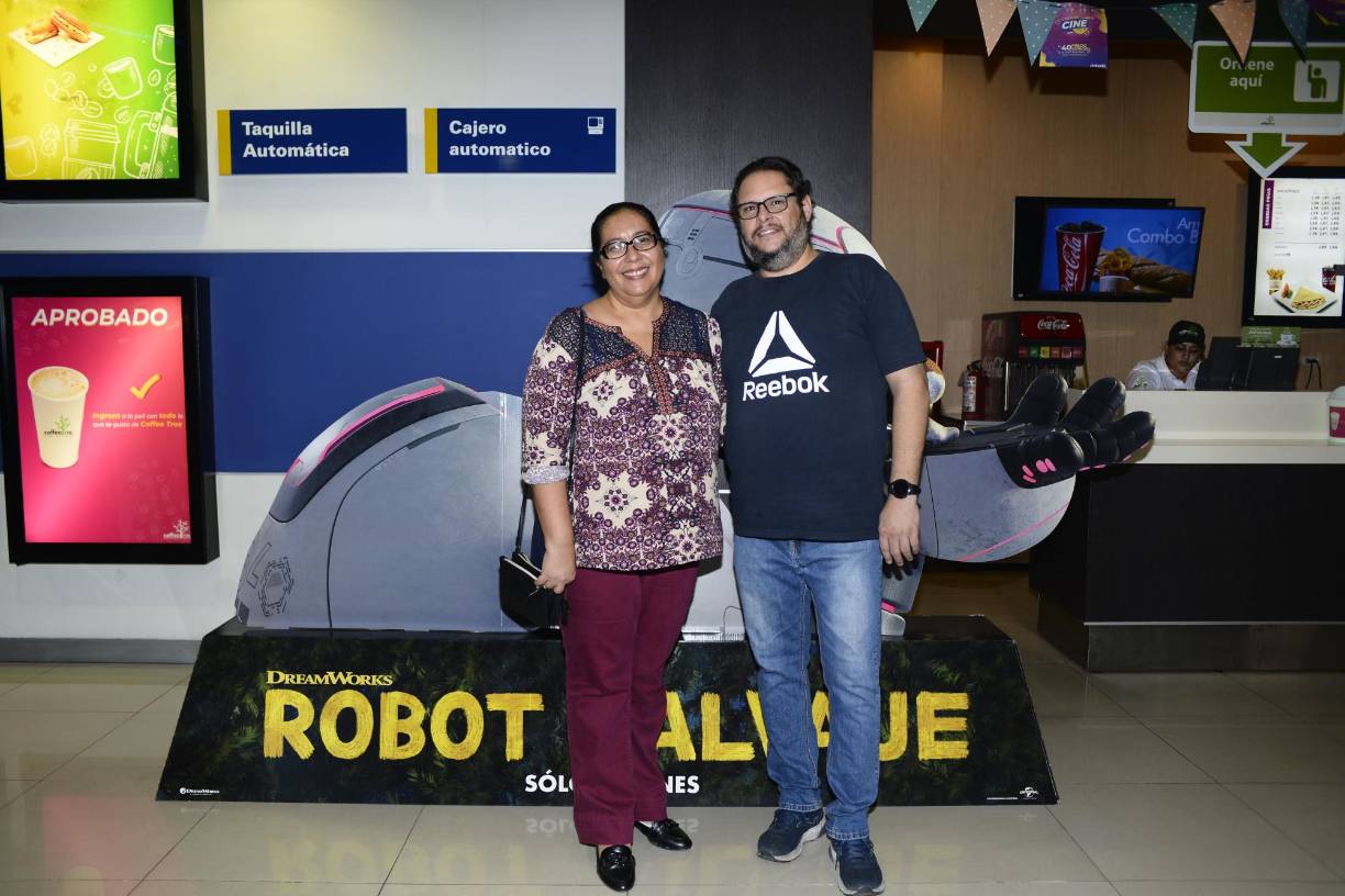 Cinthya Ortíz y Joseph Miranda.