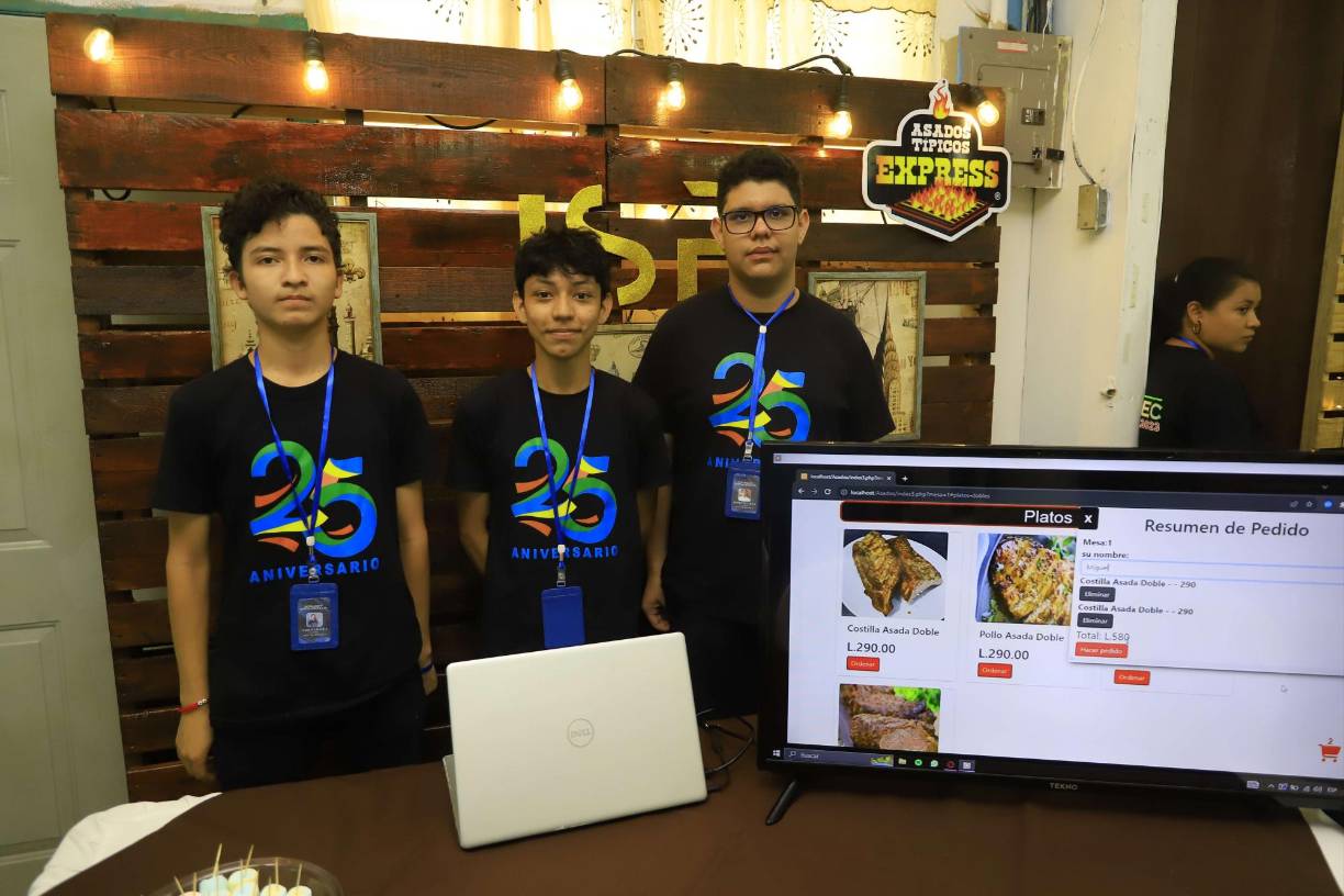 Sin duda, la institución se esmera en brindar espacios oportunos, de la mano de los docentes calificados para impulsar el aprendizaje de cada uno de sus alumnos y ayudarles a estar preparados para la futura etapa universitaria y competencias profesionales.