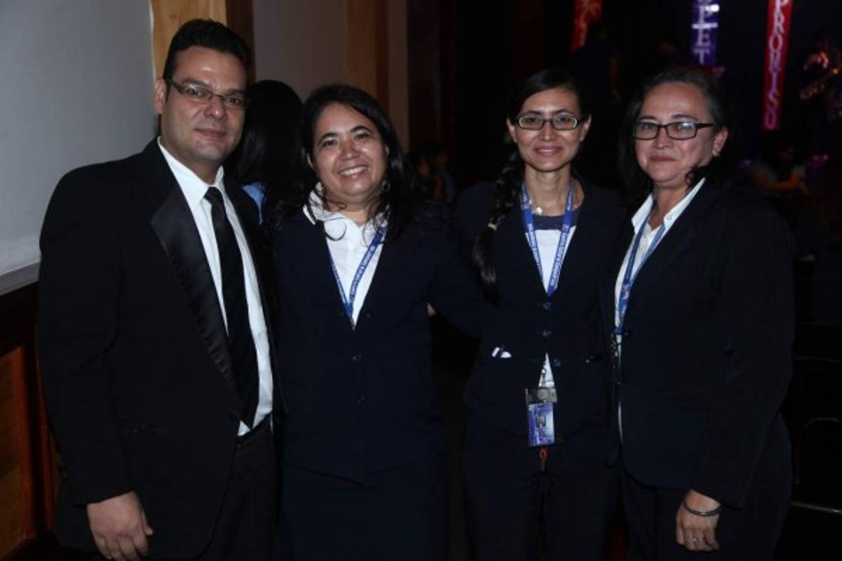 Nahún Rivera, Alma Guzmán, Lezy Franco y Miriam Carranza.