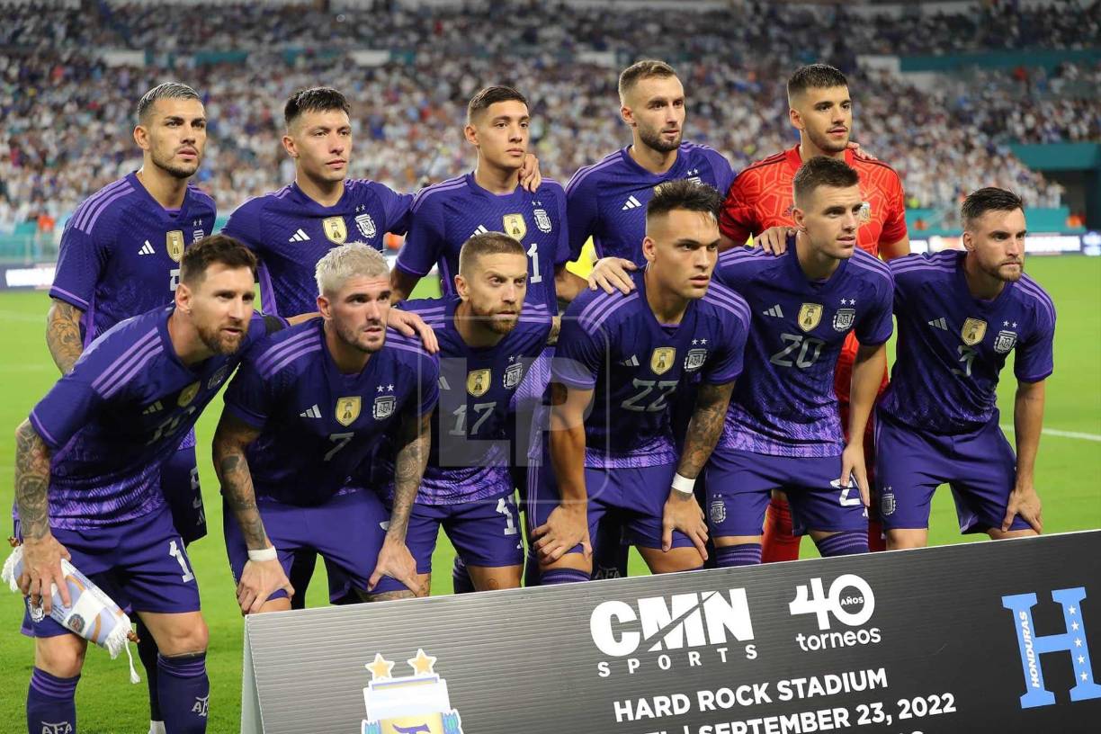 La Selección de Argentina goleó 3-0 a Honduras y decidió relajarse por unos momentos al aceptar una invitación por parte de un restaurante de Miami.