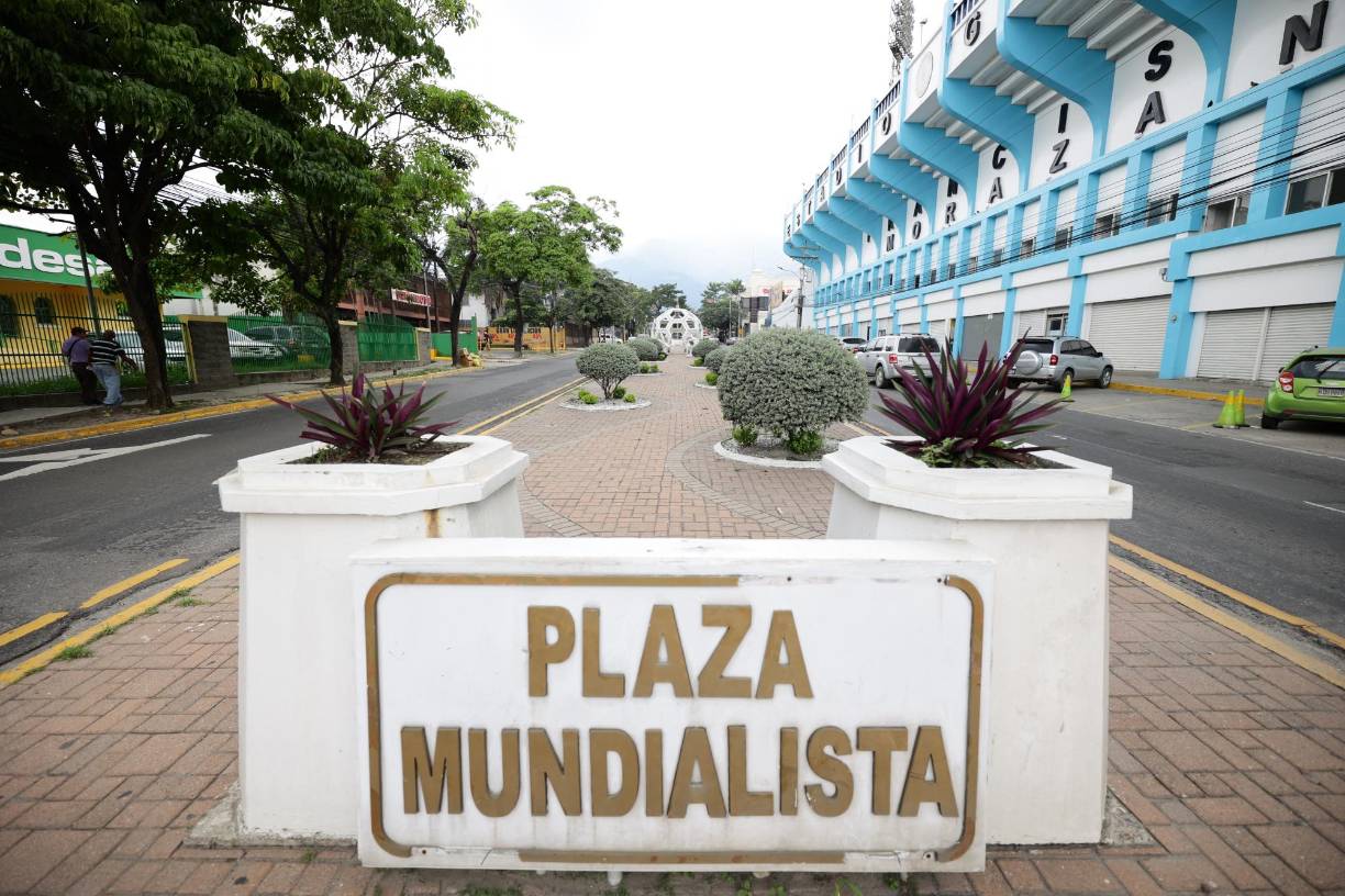 La Federación de Fútbol prevé recaudar entre L14.5 millones a los L16 millones, llegando a ser la taquilla más alta en la historia de juegos de Selección Nacional de Honduras en el país.