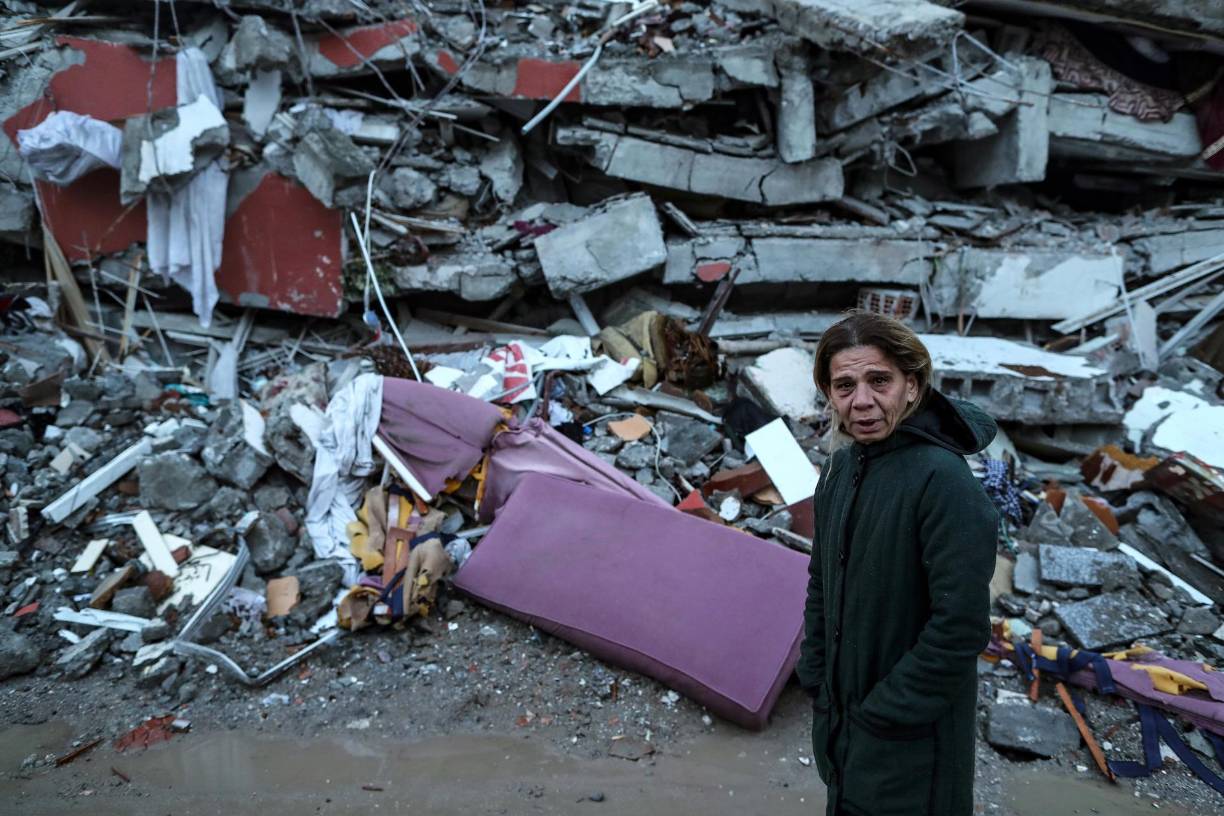 Aquí nadie duerme en casa desde el lunes. Todo el mundo está en las calles, en descampados, con fogatas, calentándose porque hay temperaturas cercanas a cero.