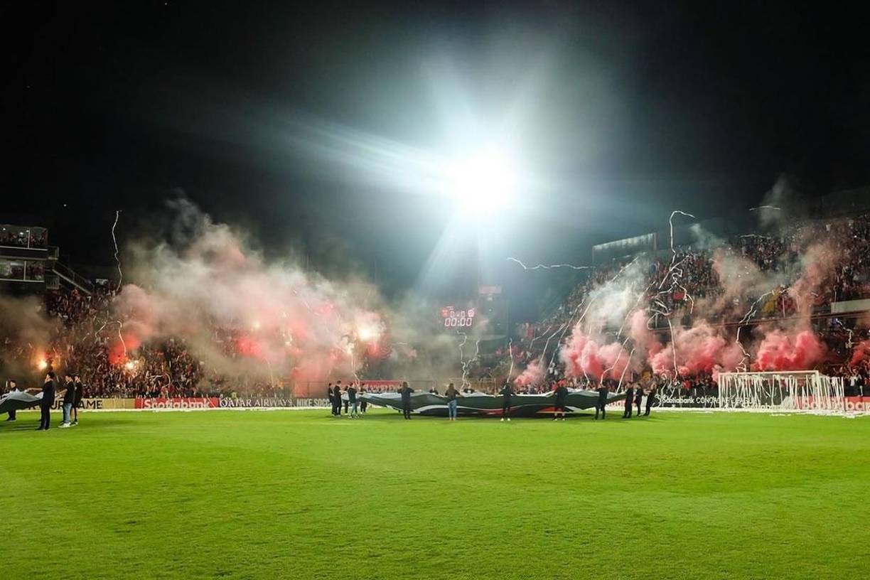 El estadio Alejandro Morera Soto de Alajuela dio un gran recibimiento al Alajuelense para el partido contra el Olimpia.