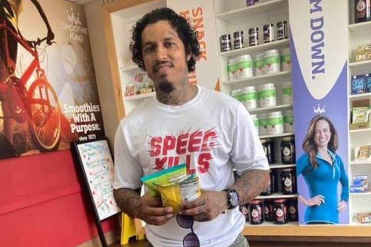 El <a href="https://www.laprensa.hn/fotogalerias/mundo/honduras-hondureno-muere-accidente-houston-texas-IC14348000#image-1">hondureño Melvin Rodríguez</a> (33) era originario de Tocoa, Colón, murió en un accidente de carretera en Houston, Texas. Tenía un hijo que vivía con él en Estados Unidos.