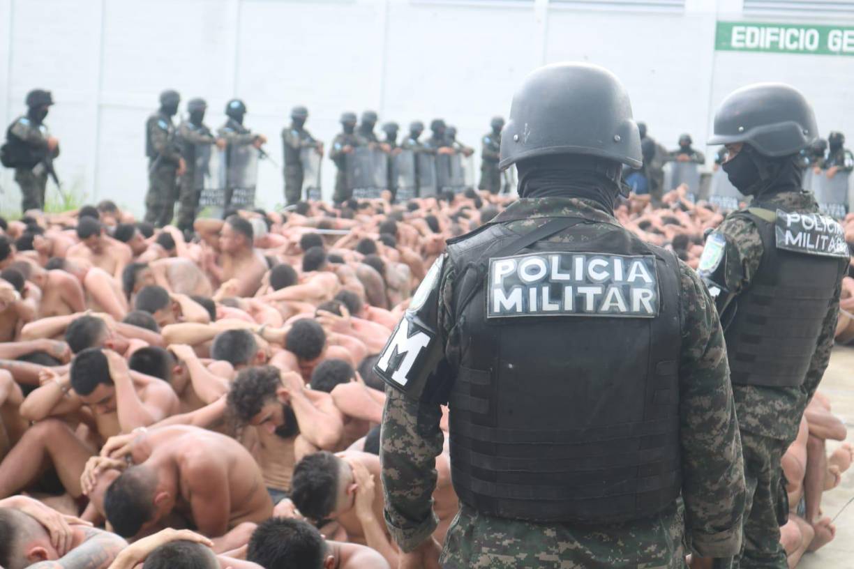 Fusiles de guerra tenían mareros en cárcel de La Tolva