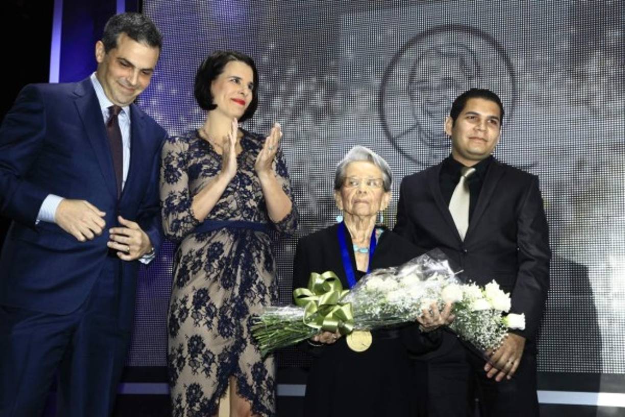 Clementina Martínez, oriunda de Cane, La Paz, también fue nominada al premio Quetglas 2014.