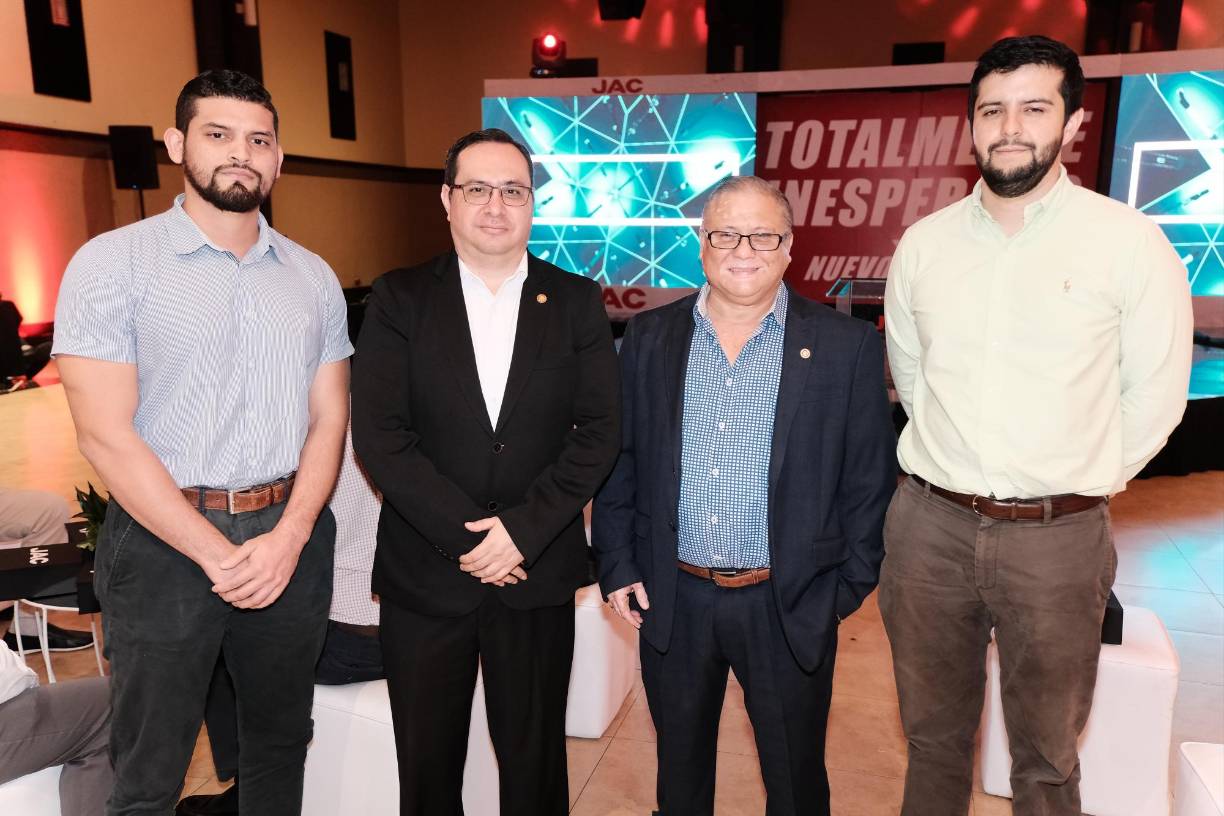 Alex Martínez, Rudy Monterroso, Salvador Manchamé y Carlos Barrios