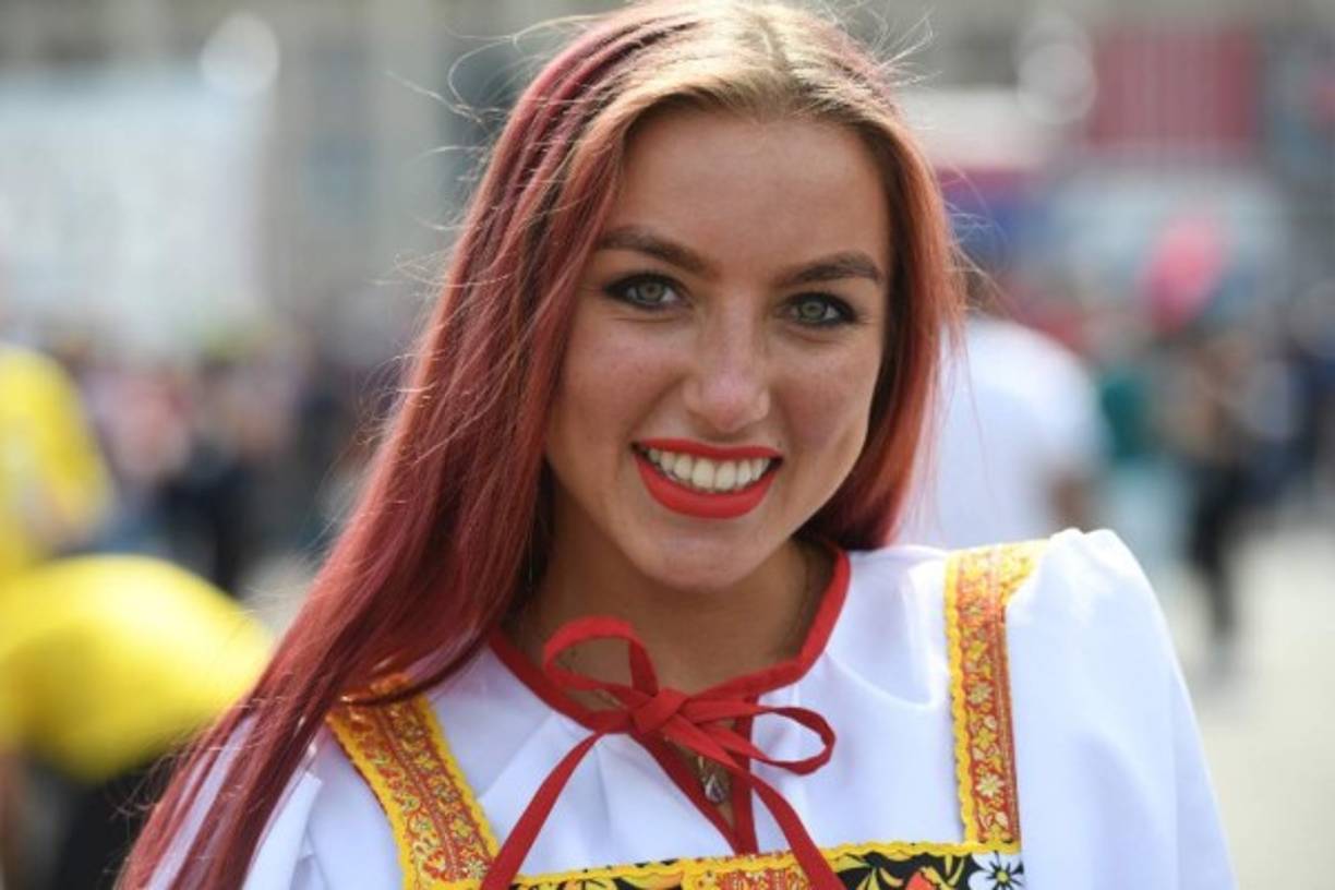 Hubo un duelo de lindas entre las danesas y francesas. ¿Quién ganó? Foto AFP