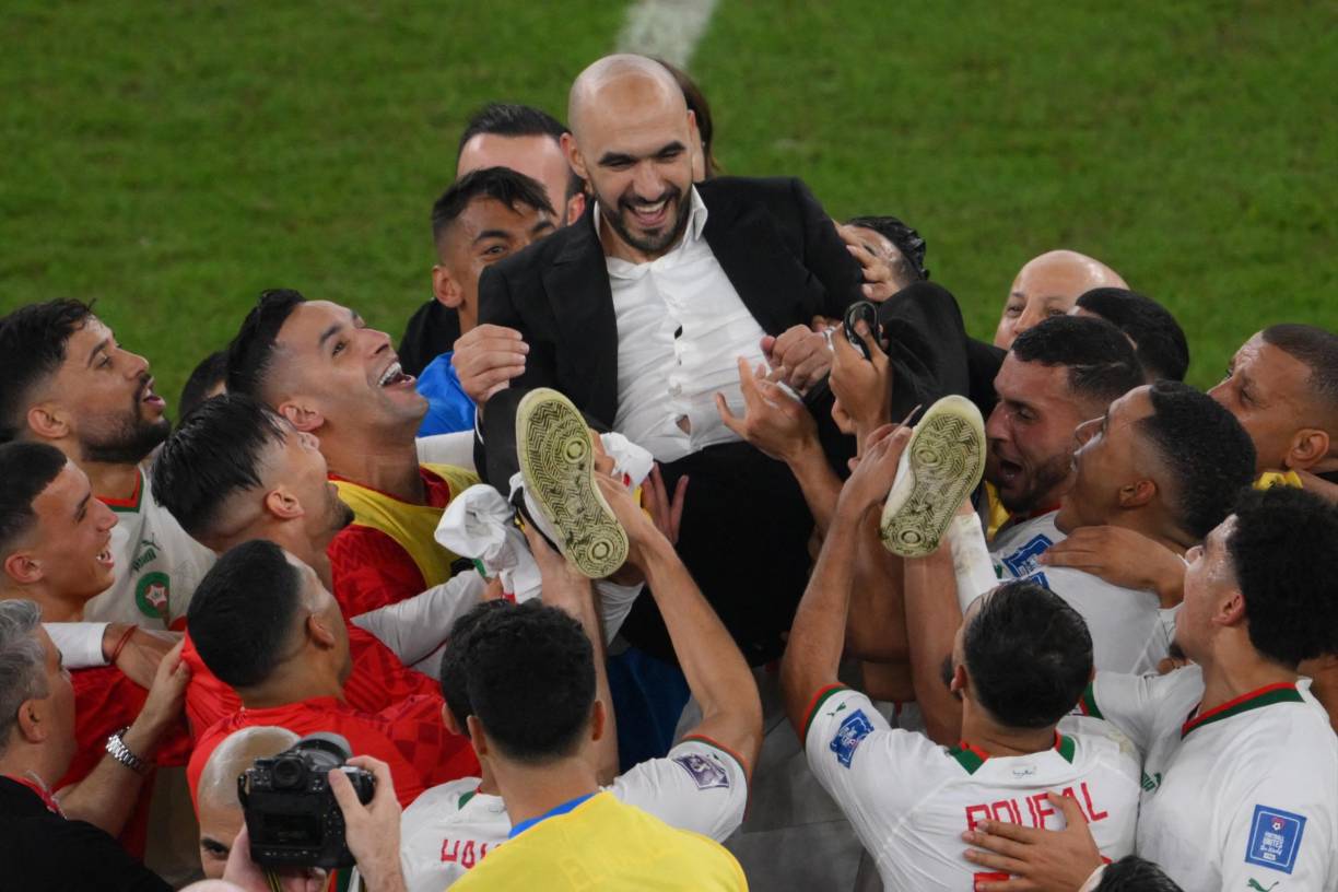 Euforia y tristeza en el histórico pase a octavos de Marruecos