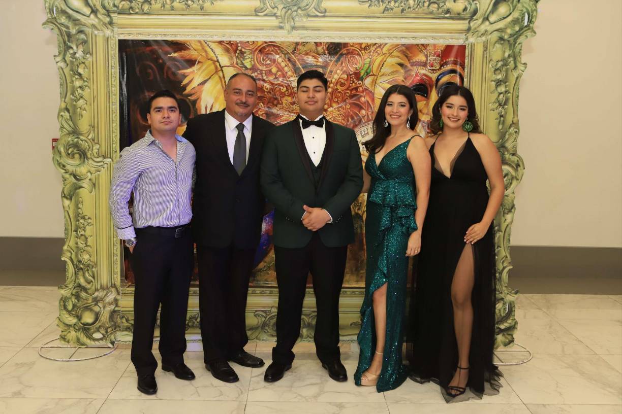 Henry Mauricio, Henry, Henry Miguel Majano, Leticia Guillén y Katherine Majano