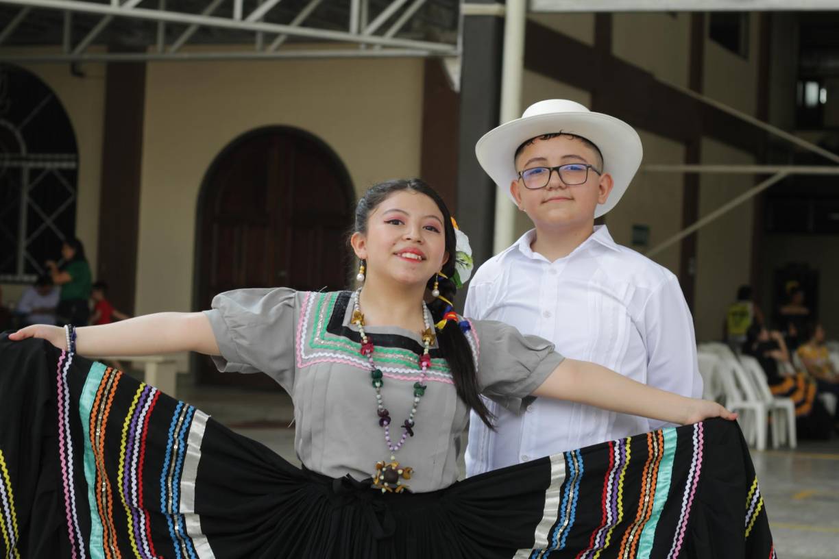 Danza y cultura en el Festival Folclórico 2023 de las escuelas privadas